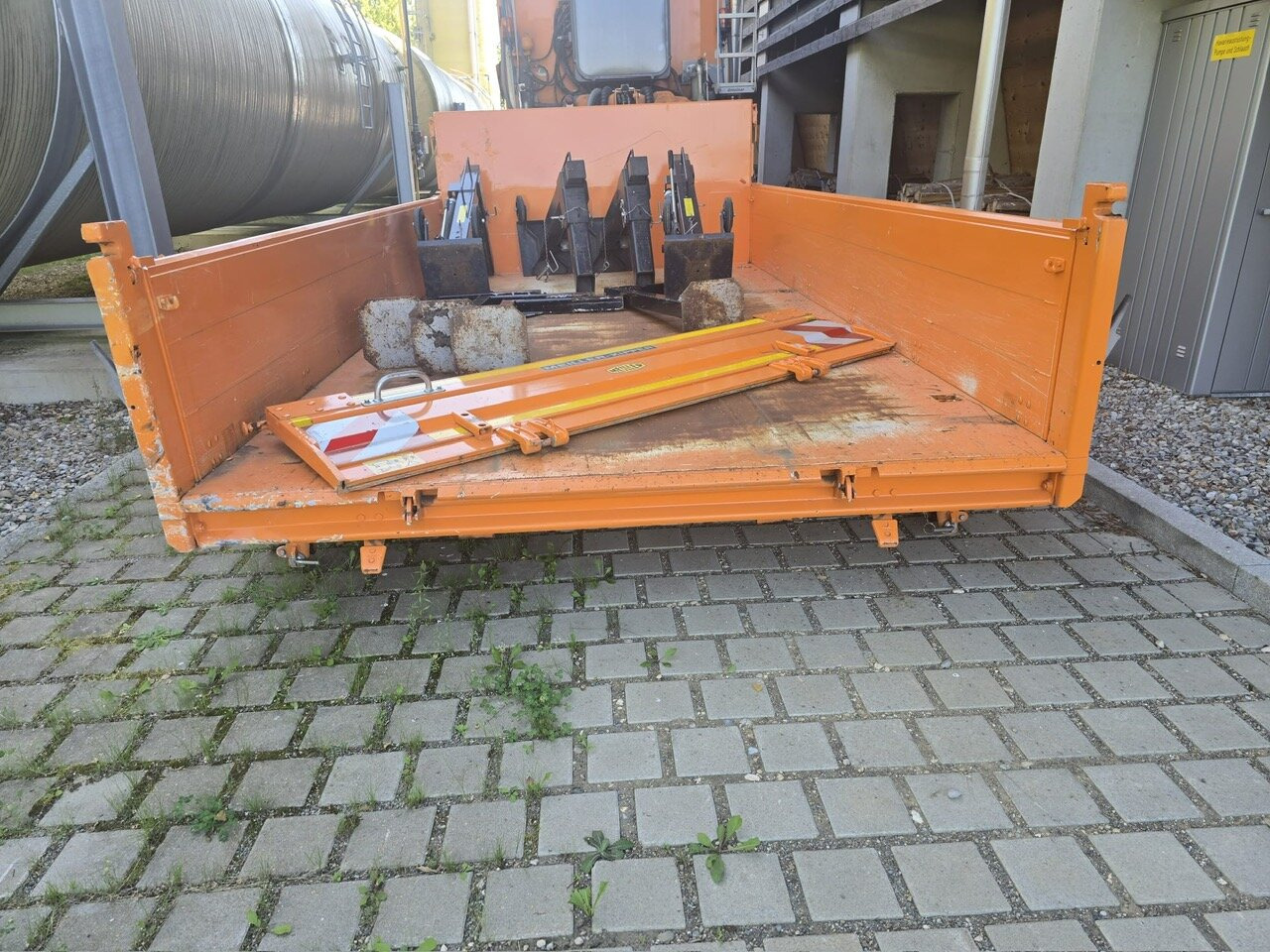 MAN TGS 28.400 6x4-4 BL TGS 28.400 6x4-4 BL, EEV, Lenk-/Liftachse, Wechselsystem - Kiper: slika MAN TGS 28.400 6x4-4 BL TGS 28.400 6x4-4 BL, EEV, Lenk-/Liftachse, Wechselsystem - Kiper MAN TGS 28.400 6x4-4 BL TGS 28.400 6x4-4 BL, EEV, Lenk-/Liftachse, Wechselsystem - Kiper: slika MAN TGS 28.400 6x4-4 BL TGS 28.400 6x4-4 BL, EEV, Lenk-/Liftachse, Wechselsystem - Kiper