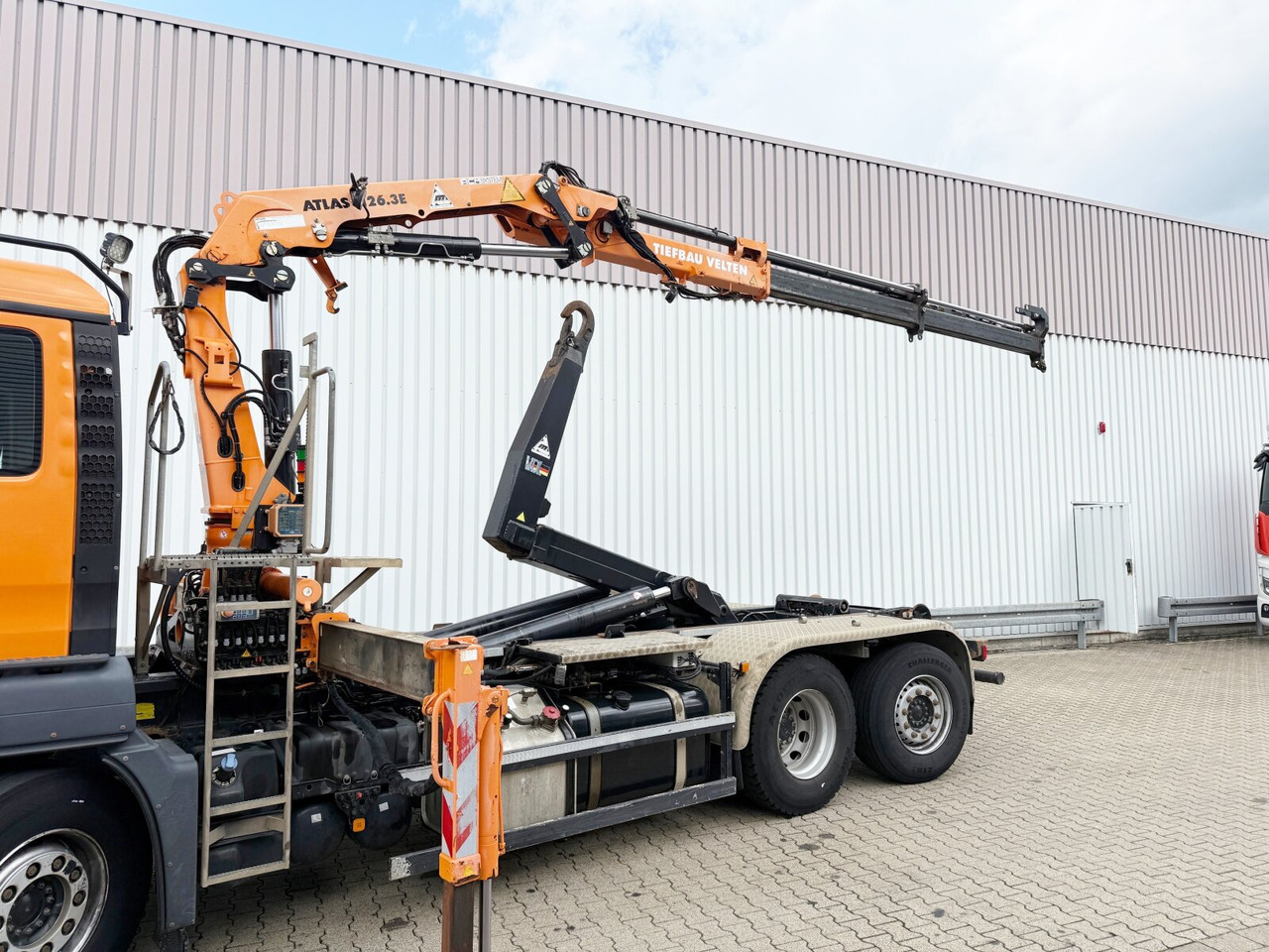 MAN TGS 28.440 6x2-4 BL TGS 28.440 6x2-4 BL, Lenk-/Liftachse, Kran Atlas 126.3E-A2L, Funk - Kamion s kukastom dizalicom, Kamion s kranom: slika MAN TGS 28.440 6x2-4 BL TGS 28.440 6x2-4 BL, Lenk-/Liftachse, Kran Atlas 126.3E-A2L, Funk - Kamion s kukastom dizalicom, Kamion s kranom MAN TGS 28.440 6x2-4 BL TGS 28.440 6x2-4 BL, Lenk-/Liftachse, Kran Atlas 126.3E-A2L, Funk - Kamion s kukastom dizalicom, Kamion s kranom: slika MAN TGS 28.440 6x2-4 BL TGS 28.440 6x2-4 BL, Lenk-/Liftachse, Kran Atlas 126.3E-A2L, Funk - Kamion s kukastom dizalicom, Kamion s kranom