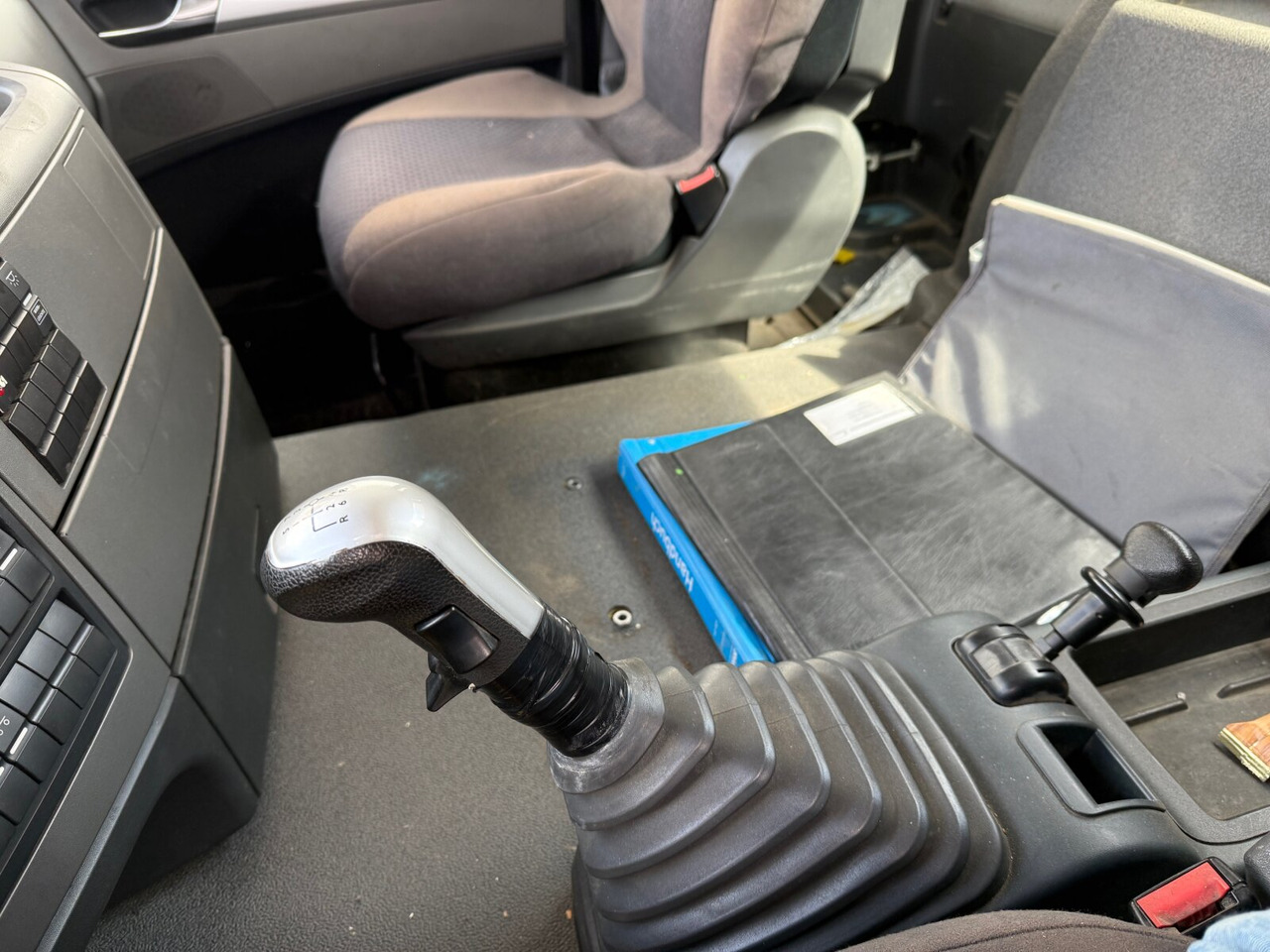 MAN TGS 35.480 8x4 BL TGS 35.480 8x4 BL, PriTarder, Navi - Kamion s kukastom dizalicom: slika MAN TGS 35.480 8x4 BL TGS 35.480 8x4 BL, PriTarder, Navi - Kamion s kukastom dizalicom MAN TGS 35.480 8x4 BL TGS 35.480 8x4 BL, PriTarder, Navi - Kamion s kukastom dizalicom: slika MAN TGS 35.480 8x4 BL TGS 35.480 8x4 BL, PriTarder, Navi - Kamion s kukastom dizalicom