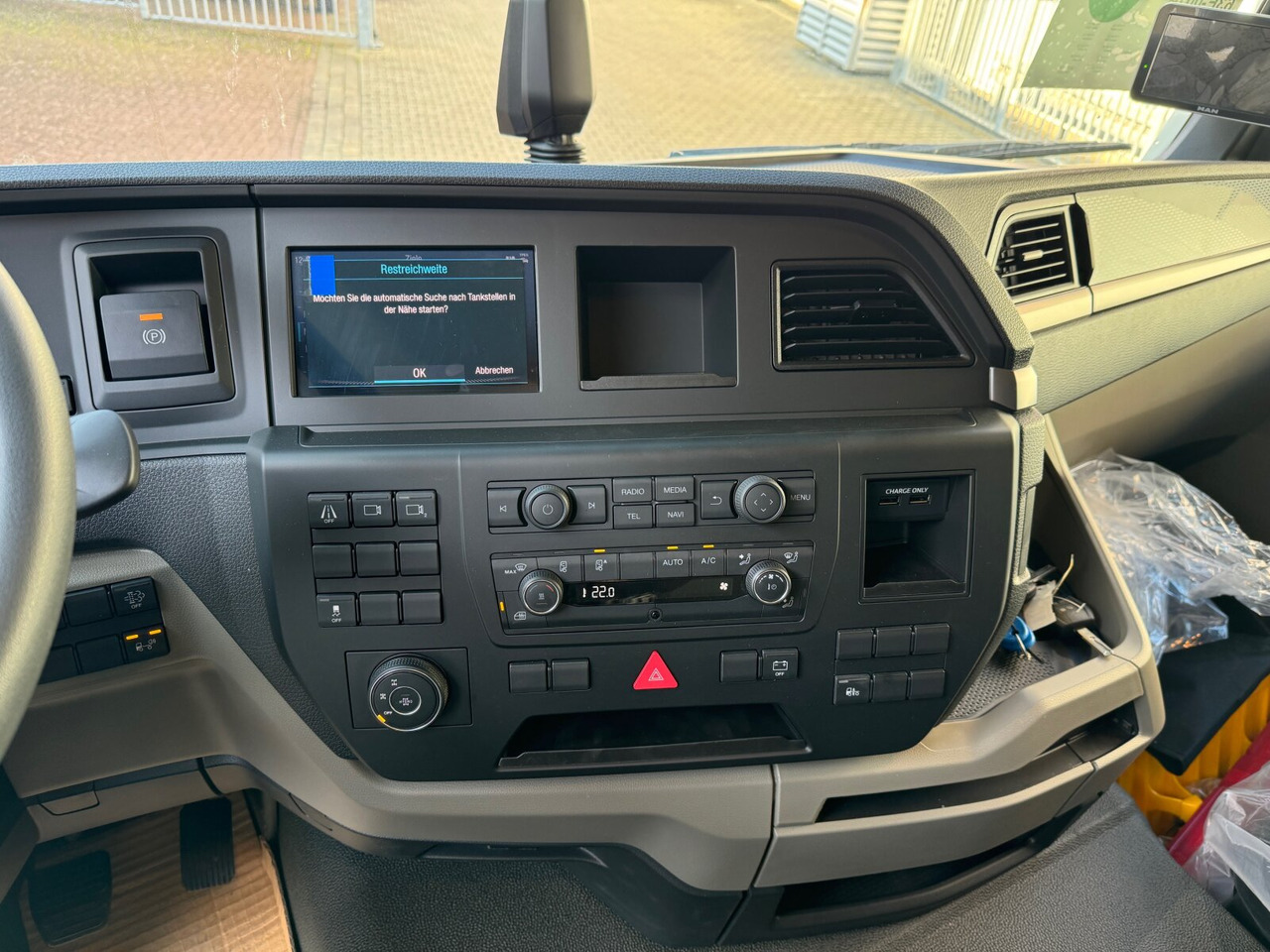 MAN TGS 35.480 8x6H BL CH TGS 35.480 8x6H BL CH, HydroDrive, Navi, Nebenantrieb - Kamion s kukastom dizalicom: slika MAN TGS 35.480 8x6H BL CH TGS 35.480 8x6H BL CH, HydroDrive, Navi, Nebenantrieb - Kamion s kukastom dizalicom MAN TGS 35.480 8x6H BL CH TGS 35.480 8x6H BL CH, HydroDrive, Navi, Nebenantrieb - Kamion s kukastom dizalicom: slika MAN TGS 35.480 8x6H BL CH TGS 35.480 8x6H BL CH, HydroDrive, Navi, Nebenantrieb - Kamion s kukastom dizalicom