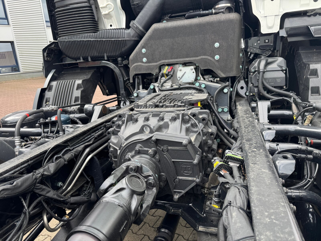 MAN TGS 35.480 8x8 BB CH TGS 35.480 8x8 BB CH, Hohe Bauart, Nebenantrieb - Kamion s kukastom dizalicom: slika MAN TGS 35.480 8x8 BB CH TGS 35.480 8x8 BB CH, Hohe Bauart, Nebenantrieb - Kamion s kukastom dizalicom MAN TGS 35.480 8x8 BB CH TGS 35.480 8x8 BB CH, Hohe Bauart, Nebenantrieb - Kamion s kukastom dizalicom: slika MAN TGS 35.480 8x8 BB CH TGS 35.480 8x8 BB CH, Hohe Bauart, Nebenantrieb - Kamion s kukastom dizalicom