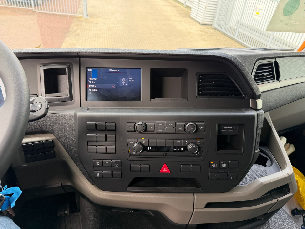 MAN TGS 41.440 8x4 BB CH TGS 41.440 8x4 BB CH, Retarder, MEHRFACH VORHANDEN! - Kamion-šasija: slika MAN TGS 41.440 8x4 BB CH TGS 41.440 8x4 BB CH, Retarder, MEHRFACH VORHANDEN! - Kamion-šasija MAN TGS 41.440 8x4 BB CH TGS 41.440 8x4 BB CH, Retarder, MEHRFACH VORHANDEN! - Kamion-šasija: slika MAN TGS 41.440 8x4 BB CH TGS 41.440 8x4 BB CH, Retarder, MEHRFACH VORHANDEN! - Kamion-šasija