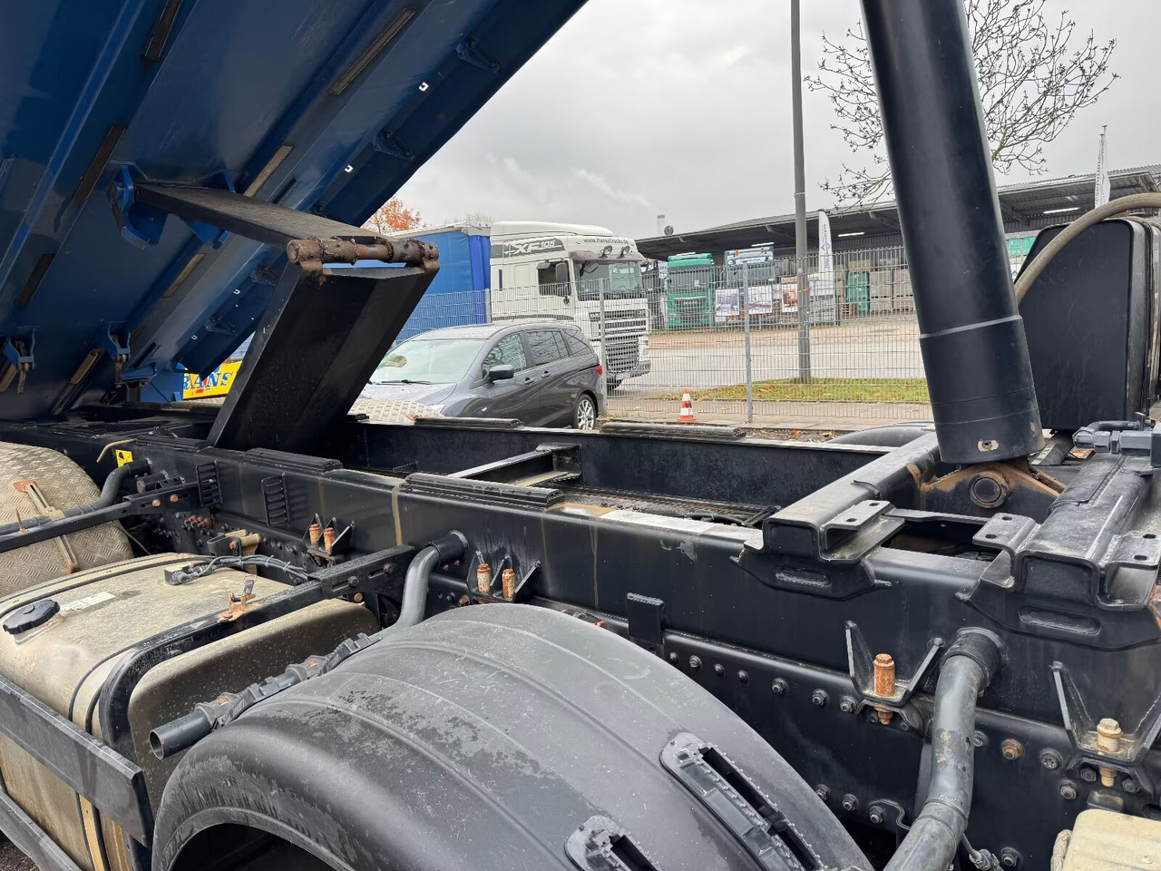 MAN TGS 41.460 8x8 BB TGS 41.460 8x8 BB, Meiller Stahlmulde ca. 20m³ - Istovarivač: slika MAN TGS 41.460 8x8 BB TGS 41.460 8x8 BB, Meiller Stahlmulde ca. 20m³ - Istovarivač MAN TGS 41.460 8x8 BB TGS 41.460 8x8 BB, Meiller Stahlmulde ca. 20m³ - Istovarivač: slika MAN TGS 41.460 8x8 BB TGS 41.460 8x8 BB, Meiller Stahlmulde ca. 20m³ - Istovarivač