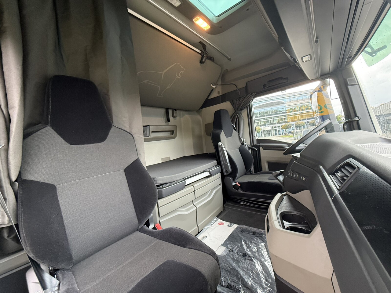 MAN TGX 26.470 6x2-4 BL TGX 26.470 6x2-4 BL, Lenk-/Liftachse, Retarder, Navi, Heckkran Atlas AK 170.2-A2 - Kamion s kranom, Kamion s otvorenim sandukom: slika MAN TGX 26.470 6x2-4 BL TGX 26.470 6x2-4 BL, Lenk-/Liftachse, Retarder, Navi, Heckkran Atlas AK 170.2-A2 - Kamion s kranom, Kamion s otvorenim sandukom MAN TGX 26.470 6x2-4 BL TGX 26.470 6x2-4 BL, Lenk-/Liftachse, Retarder, Navi, Heckkran Atlas AK 170.2-A2 - Kamion s kranom, Kamion s otvorenim sandukom: slika MAN TGX 26.470 6x2-4 BL TGX 26.470 6x2-4 BL, Lenk-/Liftachse, Retarder, Navi, Heckkran Atlas AK 170.2-A2 - Kamion s kranom, Kamion s otvorenim sandukom