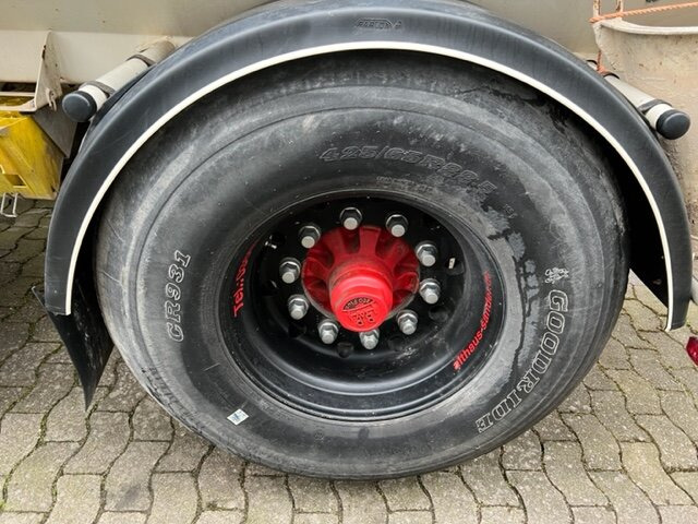 Poluprikolica mikser MÜLLER MITTELTAL SF32 mit Liebherr Betonmischer ca. 10m³ MÜLLER MITTELTAL SF32, Liebherr Betonmischer 10m³, 4x VORHANDEN , Liftachse: slika Poluprikolica mikser MÜLLER MITTELTAL SF32 mit Liebherr Betonmischer ca. 10m³ MÜLLER MITTELTAL SF32, Liebherr Betonmischer 10m³, 4x VORHANDEN , Liftachse