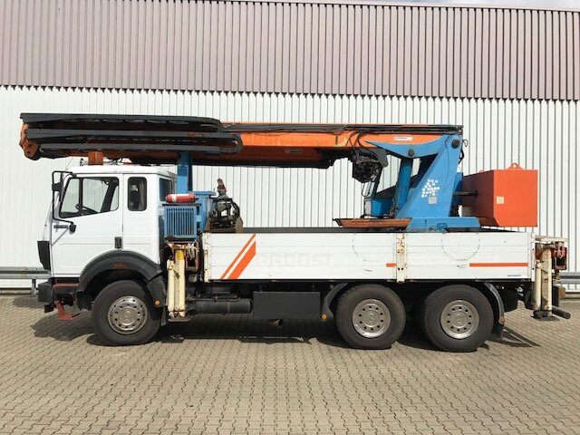 Kamion s kranom, Kamion s otvorenim sandukom Mercedes-Benz 2638 K 6x4 mit Heckkran Palfinger PK 68000 2638 K 6x4 mit Heckkran Palfinger PK 68000: slika Kamion s kranom, Kamion s otvorenim sandukom Mercedes-Benz 2638 K 6x4 mit Heckkran Palfinger PK 68000 2638 K 6x4 mit Heckkran Palfinger PK 68000