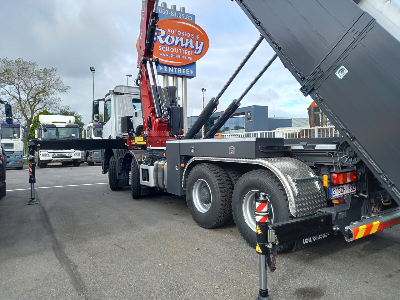 Mercedes-Benz - AROCS 4142 K 8x4 - Utovarivač s proklizavajućim upravljanjem, Kamion s kranom: slika Mercedes-Benz - AROCS 4142 K 8x4 - Utovarivač s proklizavajućim upravljanjem, Kamion s kranom Mercedes-Benz - AROCS 4142 K 8x4 - Utovarivač s proklizavajućim upravljanjem, Kamion s kranom: slika Mercedes-Benz - AROCS 4142 K 8x4 - Utovarivač s proklizavajućim upravljanjem, Kamion s kranom