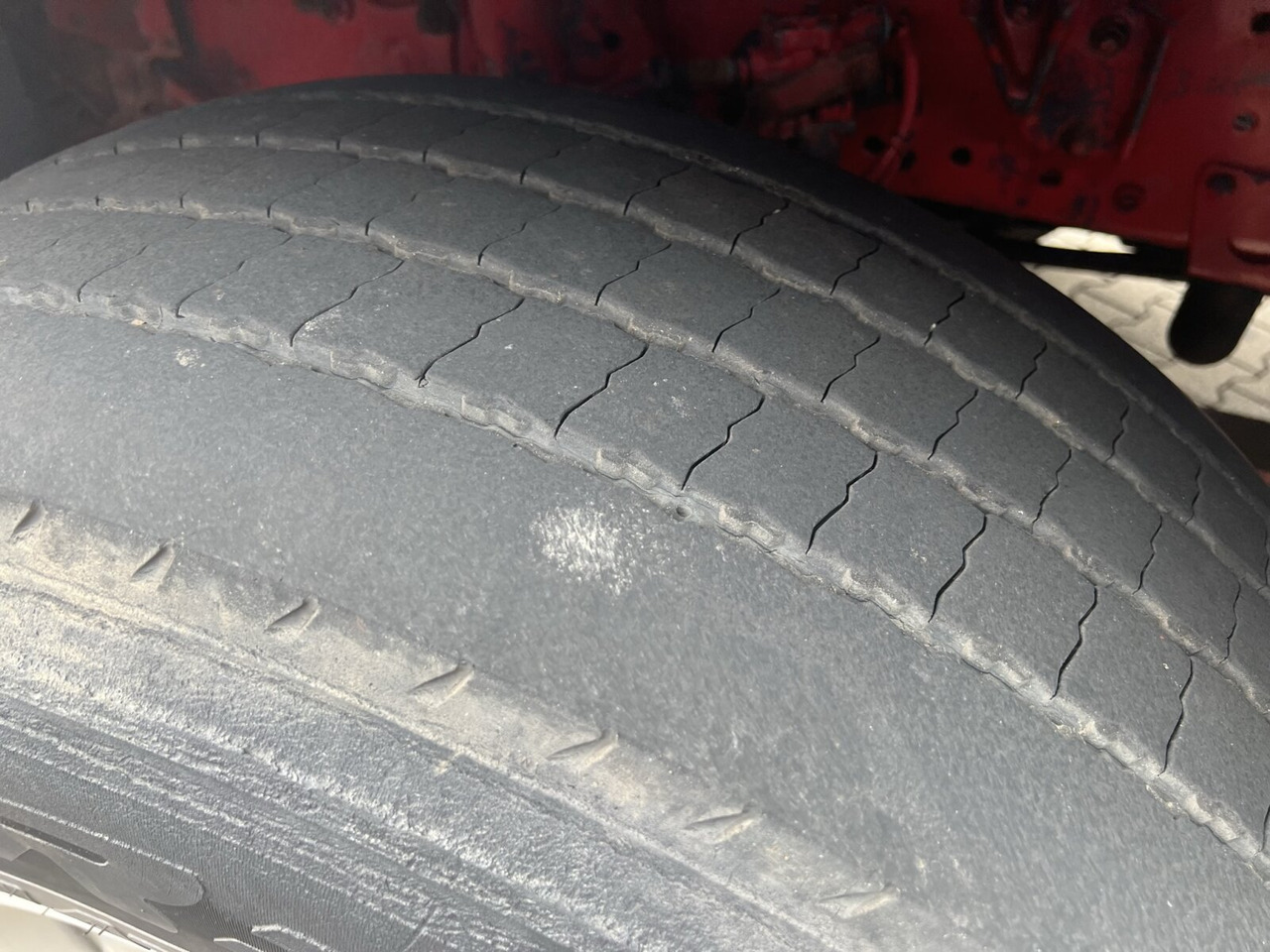 Mercedes-Benz Actros 1844 L 4x2 Actros 1844 L 4x2, Tank 14.250l - Kamion cisterna: slika Mercedes-Benz Actros 1844 L 4x2 Actros 1844 L 4x2, Tank 14.250l - Kamion cisterna Mercedes-Benz Actros 1844 L 4x2 Actros 1844 L 4x2, Tank 14.250l - Kamion cisterna: slika Mercedes-Benz Actros 1844 L 4x2 Actros 1844 L 4x2, Tank 14.250l - Kamion cisterna