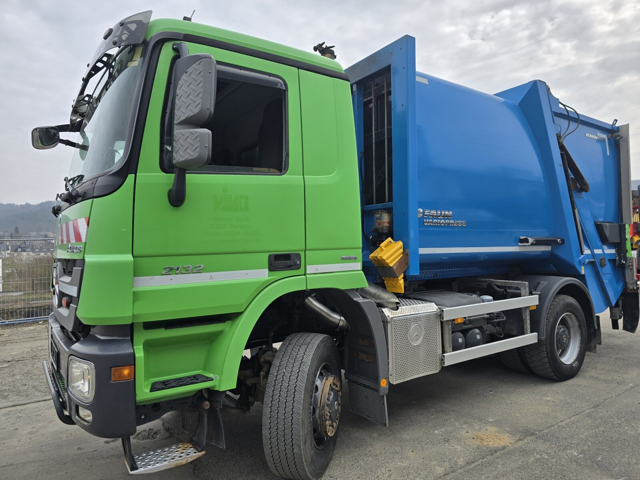 Mercedes-Benz Actros 2032 LA/36/4x4 Actros 2032 LA/36/4x4, Faun Variopress 310, 10m³, Zöller Schüttung - Kamion za odvoz smeća: slika Mercedes-Benz Actros 2032 LA/36/4x4 Actros 2032 LA/36/4x4, Faun Variopress 310, 10m³, Zöller Schüttung - Kamion za odvoz smeća Mercedes-Benz Actros 2032 LA/36/4x4 Actros 2032 LA/36/4x4, Faun Variopress 310, 10m³, Zöller Schüttung - Kamion za odvoz smeća: slika Mercedes-Benz Actros 2032 LA/36/4x4 Actros 2032 LA/36/4x4, Faun Variopress 310, 10m³, Zöller Schüttung - Kamion za odvoz smeća
