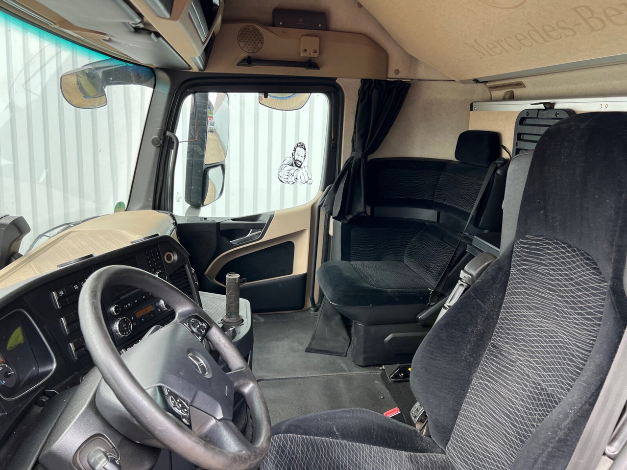 Mercedes-Benz Actros 2542 L/nR 6x2 Actros 2542 L/nR 6x2, Retarder, Standklima, StreamSpace, SoloStar - Transporter kontejnera/ Kamion s izmjenjivim sanducima: slika Mercedes-Benz Actros 2542 L/nR 6x2 Actros 2542 L/nR 6x2, Retarder, Standklima, StreamSpace, SoloStar - Transporter kontejnera/ Kamion s izmjenjivim sanducima Mercedes-Benz Actros 2542 L/nR 6x2 Actros 2542 L/nR 6x2, Retarder, Standklima, StreamSpace, SoloStar - Transporter kontejnera/ Kamion s izmjenjivim sanducima: slika Mercedes-Benz Actros 2542 L/nR 6x2 Actros 2542 L/nR 6x2, Retarder, Standklima, StreamSpace, SoloStar - Transporter kontejnera/ Kamion s izmjenjivim sanducima