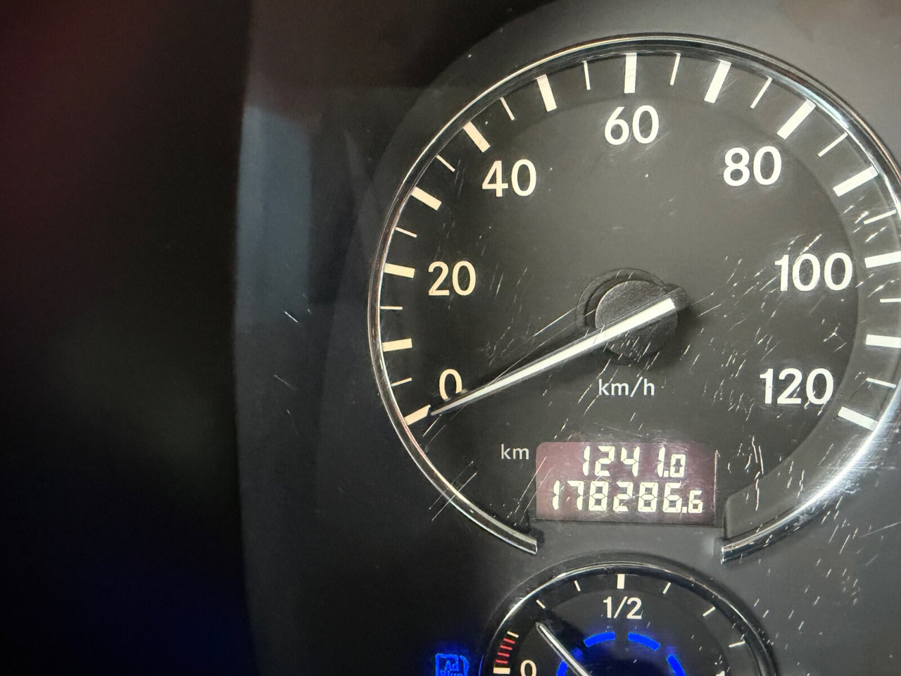 Mercedes-Benz Actros 2641 6x4 Actros 2641 6x4 - Kamion s kukastom dizalicom: slika Mercedes-Benz Actros 2641 6x4 Actros 2641 6x4 - Kamion s kukastom dizalicom Mercedes-Benz Actros 2641 6x4 Actros 2641 6x4 - Kamion s kukastom dizalicom: slika Mercedes-Benz Actros 2641 6x4 Actros 2641 6x4 - Kamion s kukastom dizalicom