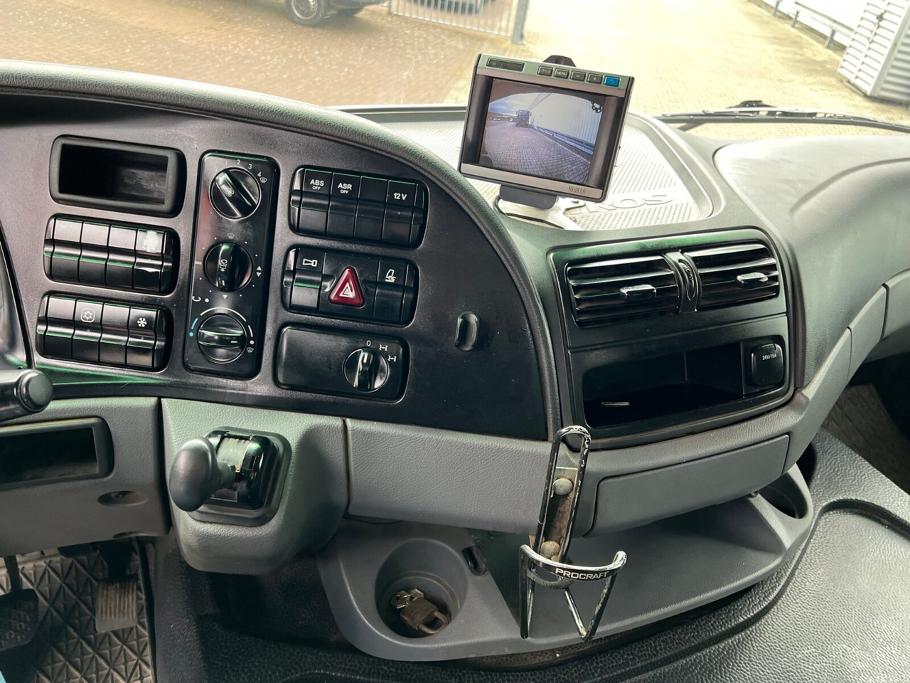 Kiper Mercedes-Benz Actros 2644/48 K 6x4 Actros 2644/48 K 6x4, Stahlmulde ca. 14m³: slika Kiper Mercedes-Benz Actros 2644/48 K 6x4 Actros 2644/48 K 6x4, Stahlmulde ca. 14m³ Kiper Mercedes-Benz Actros 2644/48 K 6x4 Actros 2644/48 K 6x4, Stahlmulde ca. 14m³: slika Kiper Mercedes-Benz Actros 2644/48 K 6x4 Actros 2644/48 K 6x4, Stahlmulde ca. 14m³