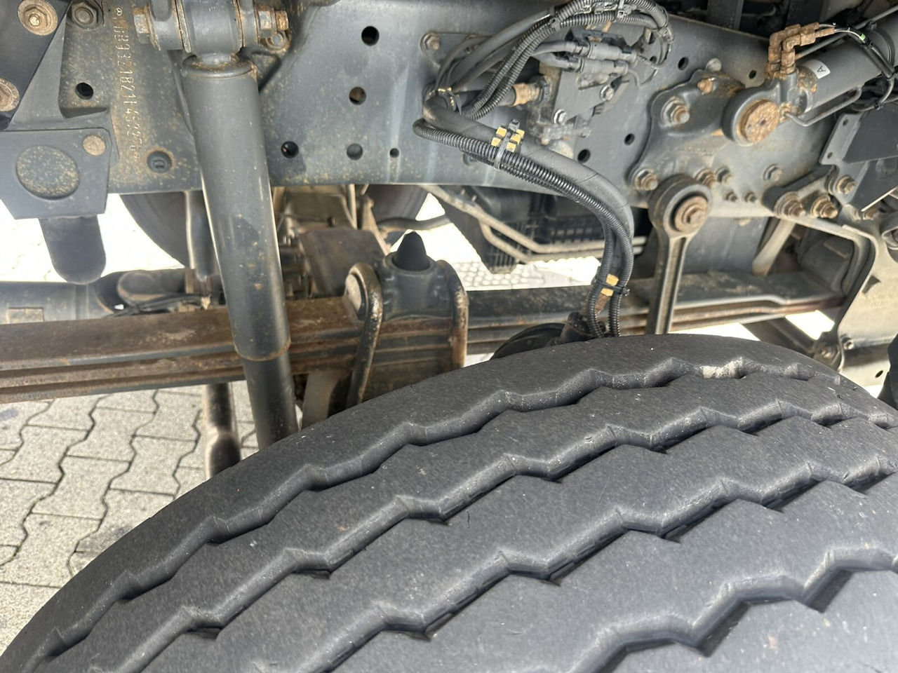 Mercedes-Benz Actros 3348 AK 6x6 Actros 3348 AK 6x6, Bordmatik links - Kiper: slika Mercedes-Benz Actros 3348 AK 6x6 Actros 3348 AK 6x6, Bordmatik links - Kiper Mercedes-Benz Actros 3348 AK 6x6 Actros 3348 AK 6x6, Bordmatik links - Kiper: slika Mercedes-Benz Actros 3348 AK 6x6 Actros 3348 AK 6x6, Bordmatik links - Kiper