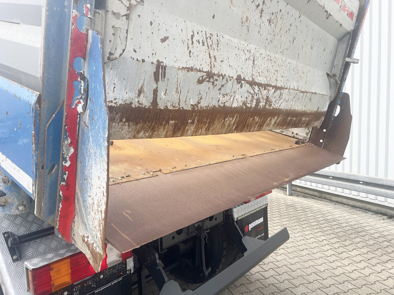 Kiper Mercedes-Benz Actros MP 3, 3241/8x4, Actros MP 3, 3241/8x4, Alukipper Bordmatik,  Kli-Ret: slika Kiper Mercedes-Benz Actros MP 3, 3241/8x4, Actros MP 3, 3241/8x4, Alukipper Bordmatik,  Kli-Ret Kiper Mercedes-Benz Actros MP 3, 3241/8x4, Actros MP 3, 3241/8x4, Alukipper Bordmatik,  Kli-Ret: slika Kiper Mercedes-Benz Actros MP 3, 3241/8x4, Actros MP 3, 3241/8x4, Alukipper Bordmatik,  Kli-Ret