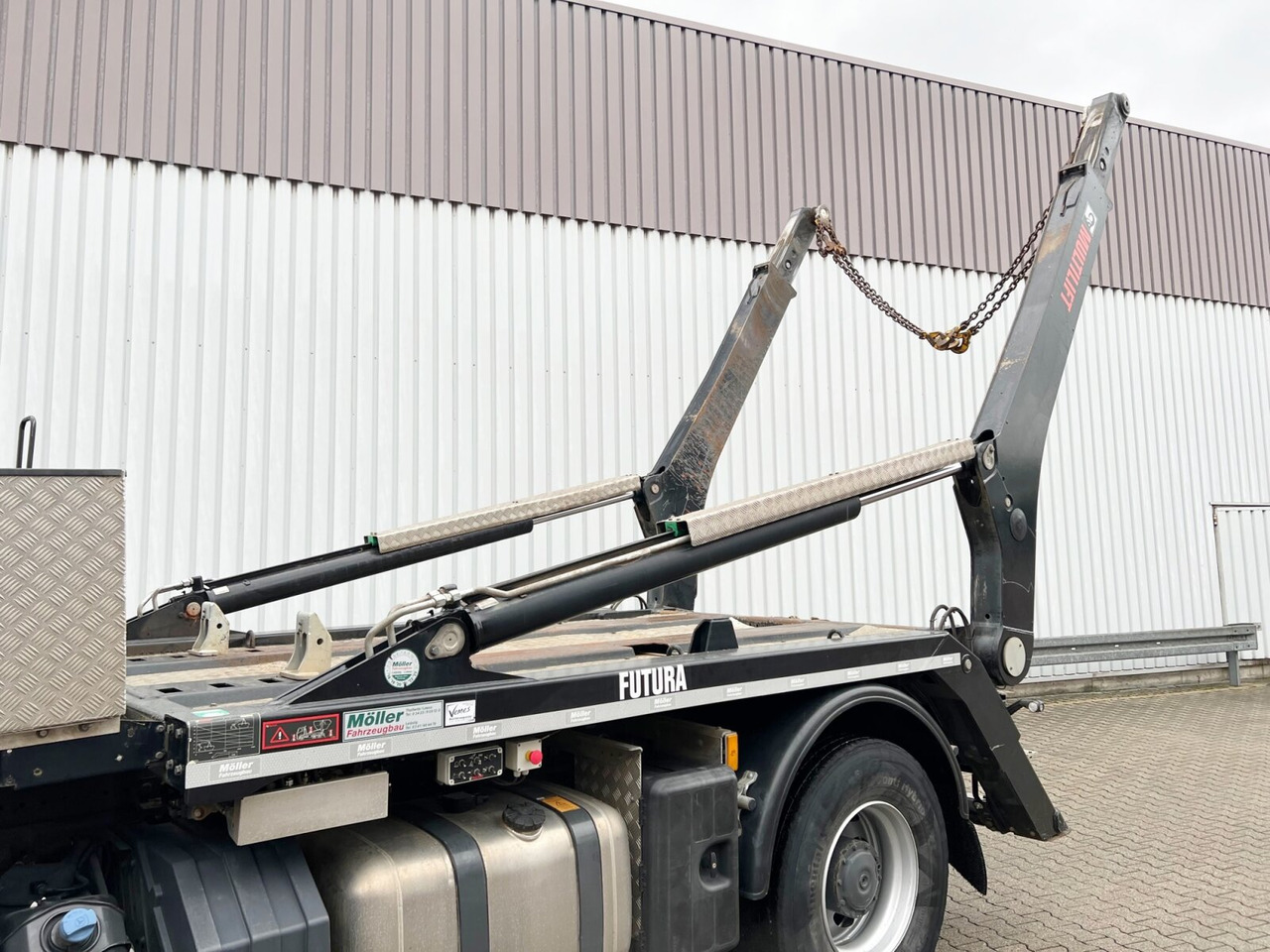 Mercedes-Benz Arocs 1830 K 4x2 Arocs 1830 K 4x2, Funk - Utovarivač s proklizavajućim upravljanjem: slika Mercedes-Benz Arocs 1830 K 4x2 Arocs 1830 K 4x2, Funk - Utovarivač s proklizavajućim upravljanjem Mercedes-Benz Arocs 1830 K 4x2 Arocs 1830 K 4x2, Funk - Utovarivač s proklizavajućim upravljanjem: slika Mercedes-Benz Arocs 1830 K 4x2 Arocs 1830 K 4x2, Funk - Utovarivač s proklizavajućim upravljanjem