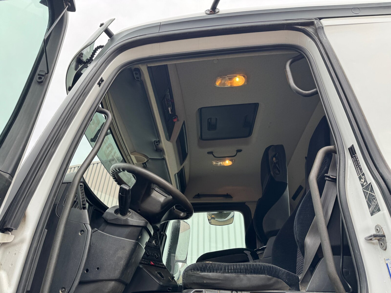 Mercedes-Benz Arocs 1833 AK 4x4 Arocs 1833 AK 4x4, Meiller 3-S-Kipper, Bordmatik - Kiper: slika Mercedes-Benz Arocs 1833 AK 4x4 Arocs 1833 AK 4x4, Meiller 3-S-Kipper, Bordmatik - Kiper Mercedes-Benz Arocs 1833 AK 4x4 Arocs 1833 AK 4x4, Meiller 3-S-Kipper, Bordmatik - Kiper: slika Mercedes-Benz Arocs 1833 AK 4x4 Arocs 1833 AK 4x4, Meiller 3-S-Kipper, Bordmatik - Kiper