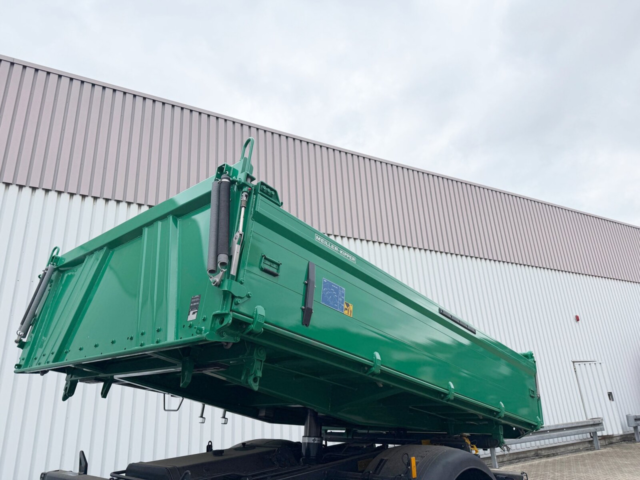Mercedes-Benz Arocs 1840 K 4x2 Arocs 1840 K 4x2, MultimediaCockpit, Alu-Bordwände, Platz für Kranmontage - Kiper: slika Mercedes-Benz Arocs 1840 K 4x2 Arocs 1840 K 4x2, MultimediaCockpit, Alu-Bordwände, Platz für Kranmontage - Kiper Mercedes-Benz Arocs 1840 K 4x2 Arocs 1840 K 4x2, MultimediaCockpit, Alu-Bordwände, Platz für Kranmontage - Kiper: slika Mercedes-Benz Arocs 1840 K 4x2 Arocs 1840 K 4x2, MultimediaCockpit, Alu-Bordwände, Platz für Kranmontage - Kiper