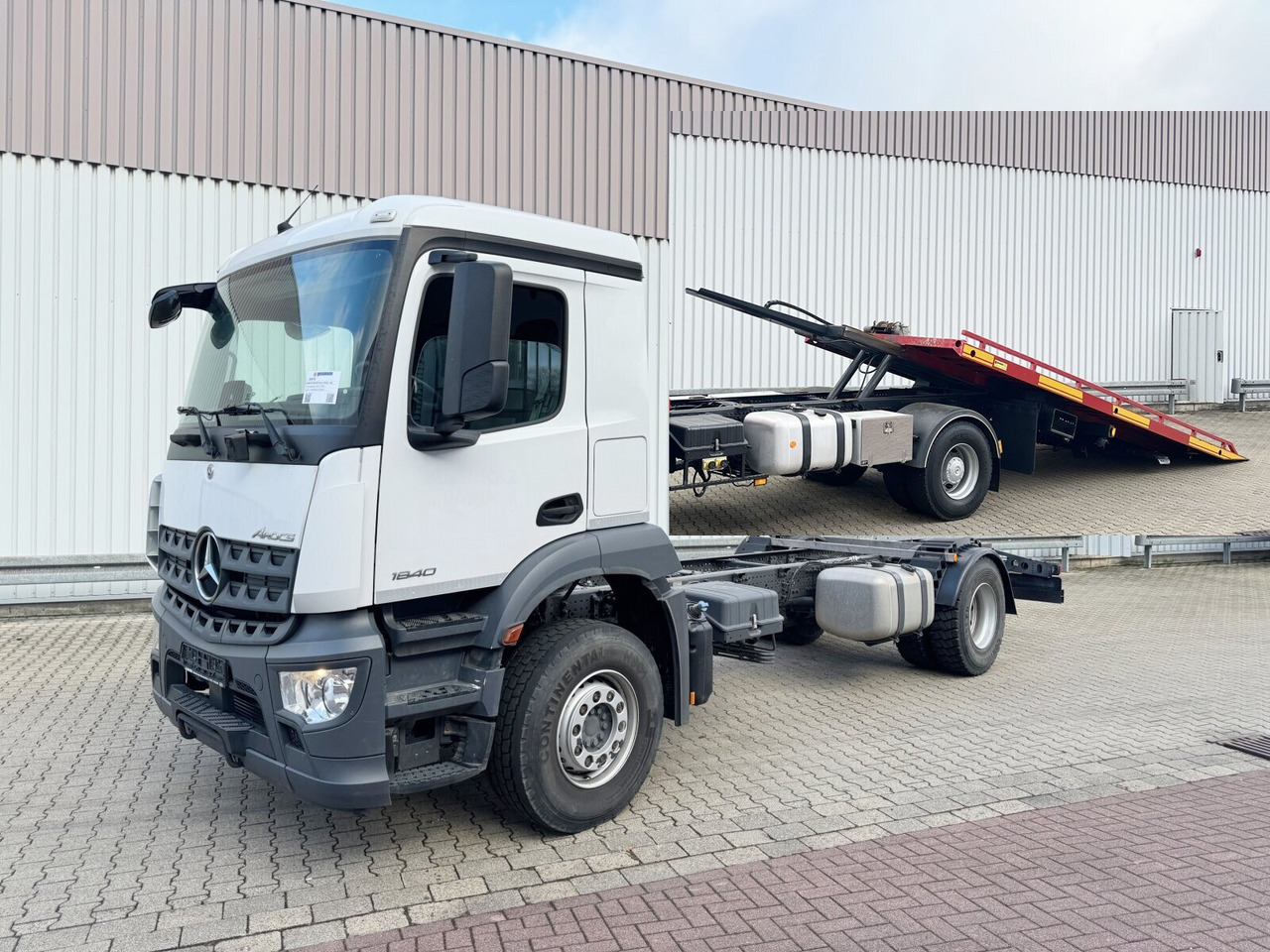 Mercedes-Benz Arocs 1840 L 4x2 Arocs 1840 L 4x2, MultimediaCockpit, Navi - Autotransporter: slika Mercedes-Benz Arocs 1840 L 4x2 Arocs 1840 L 4x2, MultimediaCockpit, Navi - Autotransporter Mercedes-Benz Arocs 1840 L 4x2 Arocs 1840 L 4x2, MultimediaCockpit, Navi - Autotransporter: slika Mercedes-Benz Arocs 1840 L 4x2 Arocs 1840 L 4x2, MultimediaCockpit, Navi - Autotransporter
