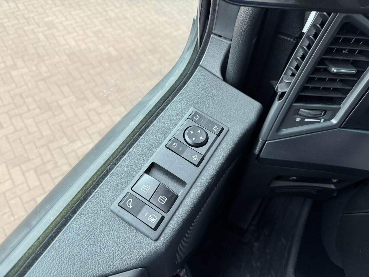 Mercedes-Benz Arocs 2651 L 6x6 Arocs 2651 L 6x6, HydroDrive, MirrorCam, Massage-Sitz, Motorabtrieb - Kamion s kukastom dizalicom: slika Mercedes-Benz Arocs 2651 L 6x6 Arocs 2651 L 6x6, HydroDrive, MirrorCam, Massage-Sitz, Motorabtrieb - Kamion s kukastom dizalicom Mercedes-Benz Arocs 2651 L 6x6 Arocs 2651 L 6x6, HydroDrive, MirrorCam, Massage-Sitz, Motorabtrieb - Kamion s kukastom dizalicom: slika Mercedes-Benz Arocs 2651 L 6x6 Arocs 2651 L 6x6, HydroDrive, MirrorCam, Massage-Sitz, Motorabtrieb - Kamion s kukastom dizalicom