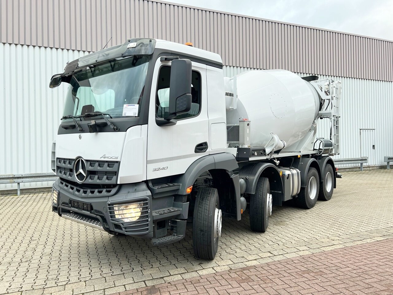 Mercedes-Benz Arocs 3240 B 8x4/4 Arocs 3240 B 8x4/4, Liebherr HTM 905 Mischer ca. 9m³, Multimedia Cockpit, Navi - Automješalica: slika Mercedes-Benz Arocs 3240 B 8x4/4 Arocs 3240 B 8x4/4, Liebherr HTM 905 Mischer ca. 9m³, Multimedia Cockpit, Navi - Automješalica Mercedes-Benz Arocs 3240 B 8x4/4 Arocs 3240 B 8x4/4, Liebherr HTM 905 Mischer ca. 9m³, Multimedia Cockpit, Navi - Automješalica: slika Mercedes-Benz Arocs 3240 B 8x4/4 Arocs 3240 B 8x4/4, Liebherr HTM 905 Mischer ca. 9m³, Multimedia Cockpit, Navi - Automješalica