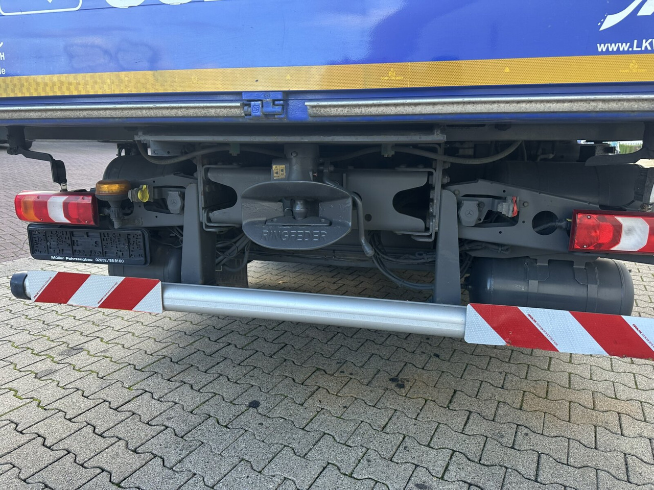 Mercedes-Benz Arocs 3245 L 8x2/6 Arocs 3245 L 8x2/6, Kran Fassi F 545 RA 2.26 XE, Jib, Funk, 29,7 m - 400 kg - Kamion s kranom, Kamion s otvorenim sandukom: slika Mercedes-Benz Arocs 3245 L 8x2/6 Arocs 3245 L 8x2/6, Kran Fassi F 545 RA 2.26 XE, Jib, Funk, 29,7 m - 400 kg - Kamion s kranom, Kamion s otvorenim sandukom Mercedes-Benz Arocs 3245 L 8x2/6 Arocs 3245 L 8x2/6, Kran Fassi F 545 RA 2.26 XE, Jib, Funk, 29,7 m - 400 kg - Kamion s kranom, Kamion s otvorenim sandukom: slika Mercedes-Benz Arocs 3245 L 8x2/6 Arocs 3245 L 8x2/6, Kran Fassi F 545 RA 2.26 XE, Jib, Funk, 29,7 m - 400 kg - Kamion s kranom, Kamion s otvorenim sandukom