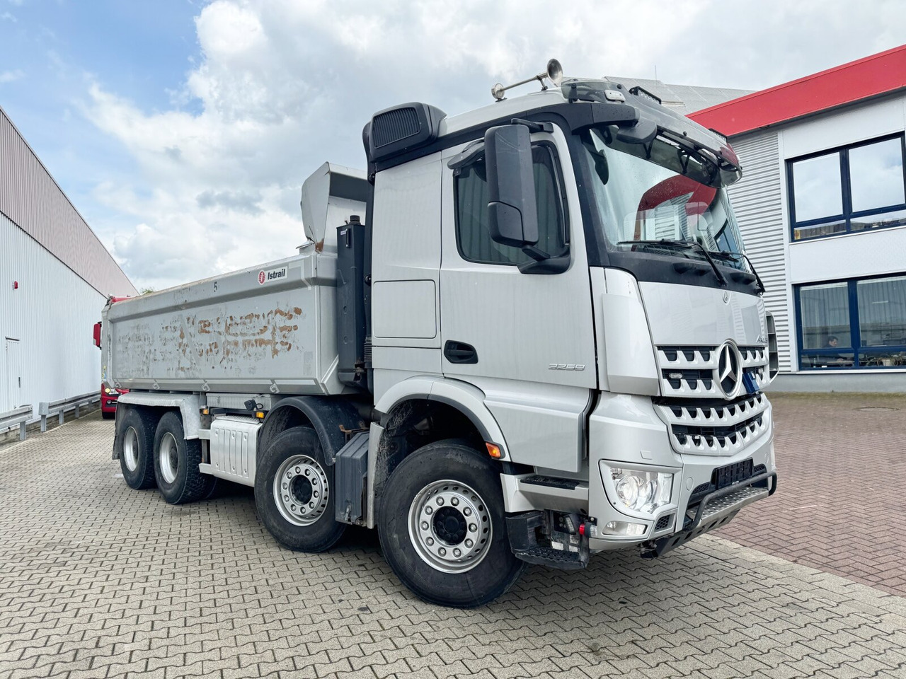 Istovarivač Mercedes-Benz Arocs 3258 LK 8x4/4 Arocs 3258 LK 8x4/4, Retarder, Bi-Xenon, Stahlmulde ca. 14m³, hydr. Heckklappenöffnung: slika Istovarivač Mercedes-Benz Arocs 3258 LK 8x4/4 Arocs 3258 LK 8x4/4, Retarder, Bi-Xenon, Stahlmulde ca. 14m³, hydr. Heckklappenöffnung