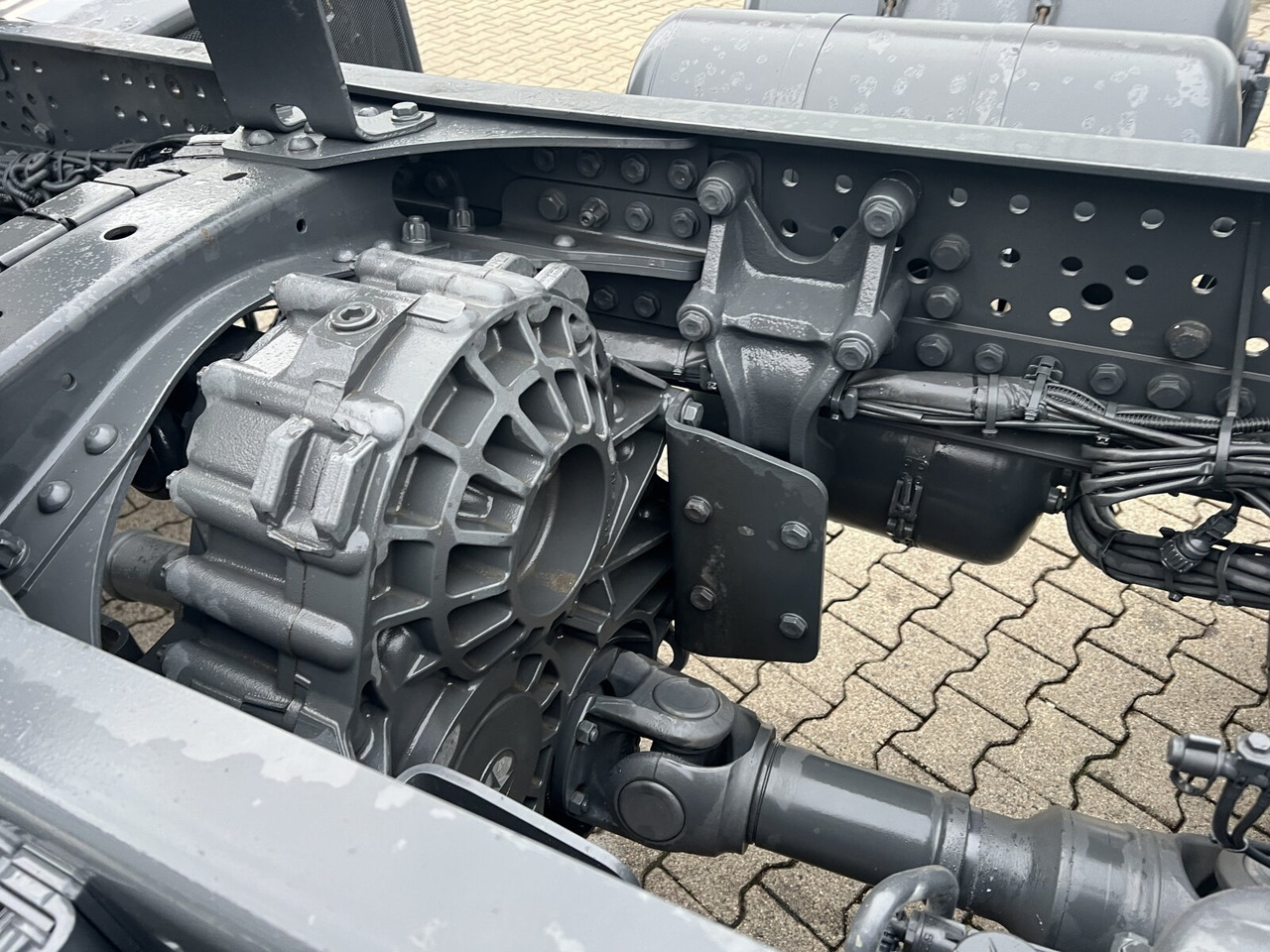 Mercedes-Benz Arocs 3340/46 A 6x6 Arocs 3340/46 A 6x6, Grounder - Kamion-šasija: slika Mercedes-Benz Arocs 3340/46 A 6x6 Arocs 3340/46 A 6x6, Grounder - Kamion-šasija Mercedes-Benz Arocs 3340/46 A 6x6 Arocs 3340/46 A 6x6, Grounder - Kamion-šasija: slika Mercedes-Benz Arocs 3340/46 A 6x6 Arocs 3340/46 A 6x6, Grounder - Kamion-šasija