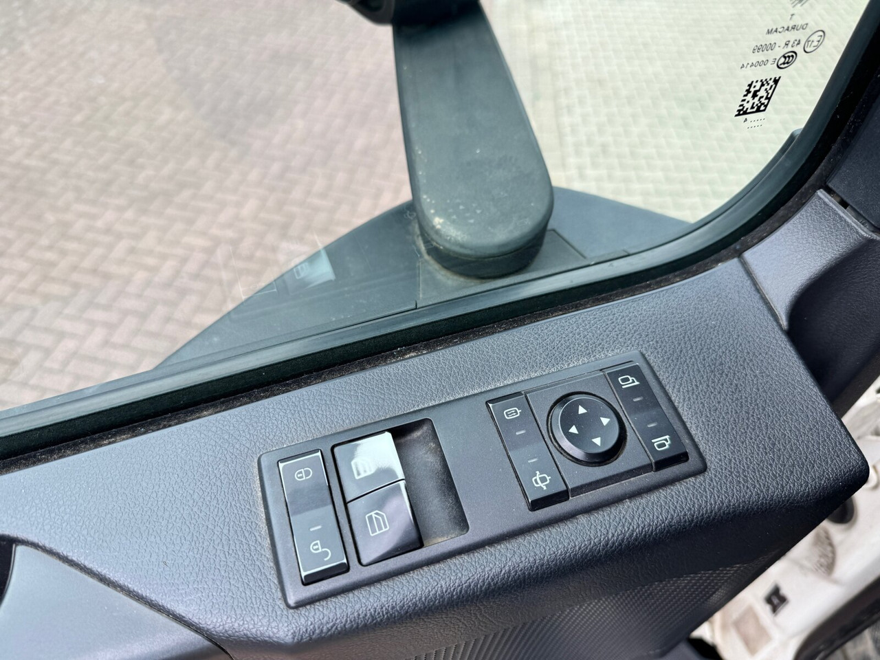 Mercedes-Benz Arocs 3351 AK 6x6 Arocs 3351 AK 6x6, Retarder, Navi, Grounder - Kamion s kukastom dizalicom: slika Mercedes-Benz Arocs 3351 AK 6x6 Arocs 3351 AK 6x6, Retarder, Navi, Grounder - Kamion s kukastom dizalicom Mercedes-Benz Arocs 3351 AK 6x6 Arocs 3351 AK 6x6, Retarder, Navi, Grounder - Kamion s kukastom dizalicom: slika Mercedes-Benz Arocs 3351 AK 6x6 Arocs 3351 AK 6x6, Retarder, Navi, Grounder - Kamion s kukastom dizalicom
