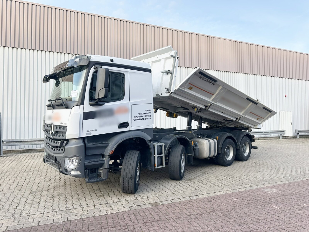 Mercedes-Benz Arocs 3445 K 8x4/4 Arocs 3445 K 8x4/4, Meiller Bordmatik links - Kiper: slika Mercedes-Benz Arocs 3445 K 8x4/4 Arocs 3445 K 8x4/4, Meiller Bordmatik links - Kiper Mercedes-Benz Arocs 3445 K 8x4/4 Arocs 3445 K 8x4/4, Meiller Bordmatik links - Kiper: slika Mercedes-Benz Arocs 3445 K 8x4/4 Arocs 3445 K 8x4/4, Meiller Bordmatik links - Kiper