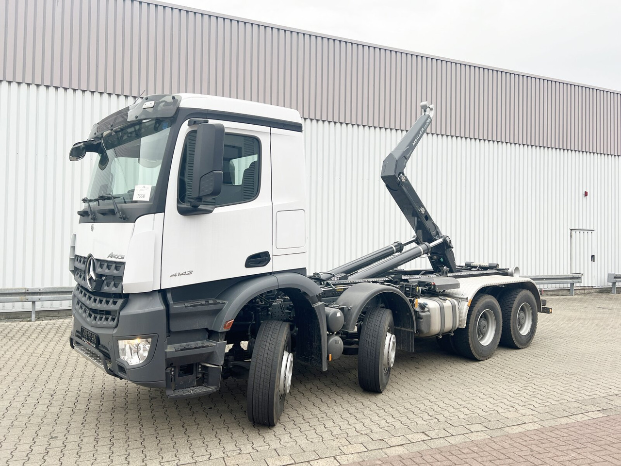 Mercedes-Benz Arocs 4142/48 8x4/4 Arocs 4142/48 8x4/4, Grounder, Meiller RS26 62-K, Funk - Kamion s kukastom dizalicom: slika Mercedes-Benz Arocs 4142/48 8x4/4 Arocs 4142/48 8x4/4, Grounder, Meiller RS26 62-K, Funk - Kamion s kukastom dizalicom Mercedes-Benz Arocs 4142/48 8x4/4 Arocs 4142/48 8x4/4, Grounder, Meiller RS26 62-K, Funk - Kamion s kukastom dizalicom: slika Mercedes-Benz Arocs 4142/48 8x4/4 Arocs 4142/48 8x4/4, Grounder, Meiller RS26 62-K, Funk - Kamion s kukastom dizalicom