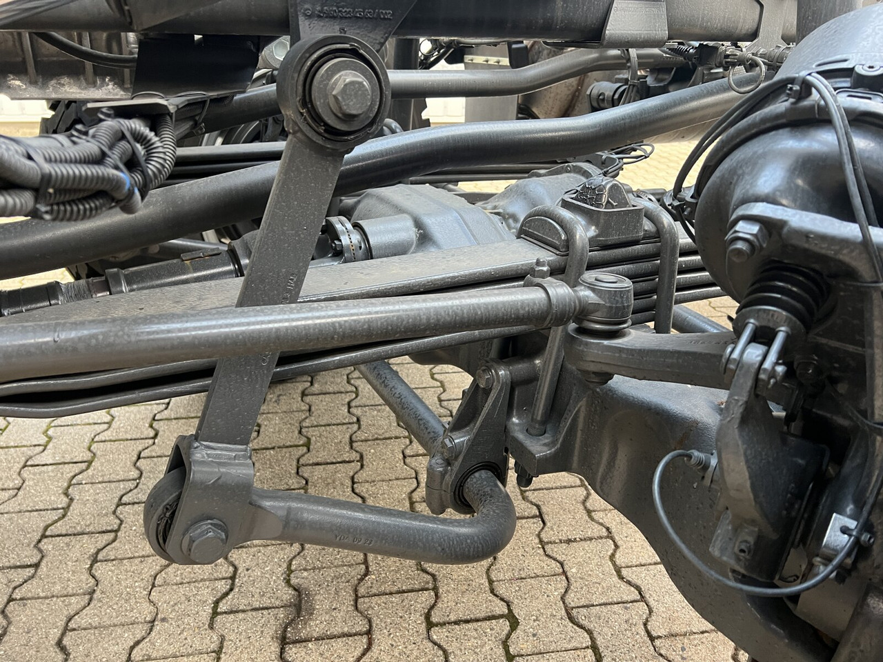 Mercedes-Benz Arocs 4151 AK 8x8/4 Arocs 4151 AK 8x8/4, Grounder - Kamion s kukastom dizalicom: slika Mercedes-Benz Arocs 4151 AK 8x8/4 Arocs 4151 AK 8x8/4, Grounder - Kamion s kukastom dizalicom Mercedes-Benz Arocs 4151 AK 8x8/4 Arocs 4151 AK 8x8/4, Grounder - Kamion s kukastom dizalicom: slika Mercedes-Benz Arocs 4151 AK 8x8/4 Arocs 4151 AK 8x8/4, Grounder - Kamion s kukastom dizalicom