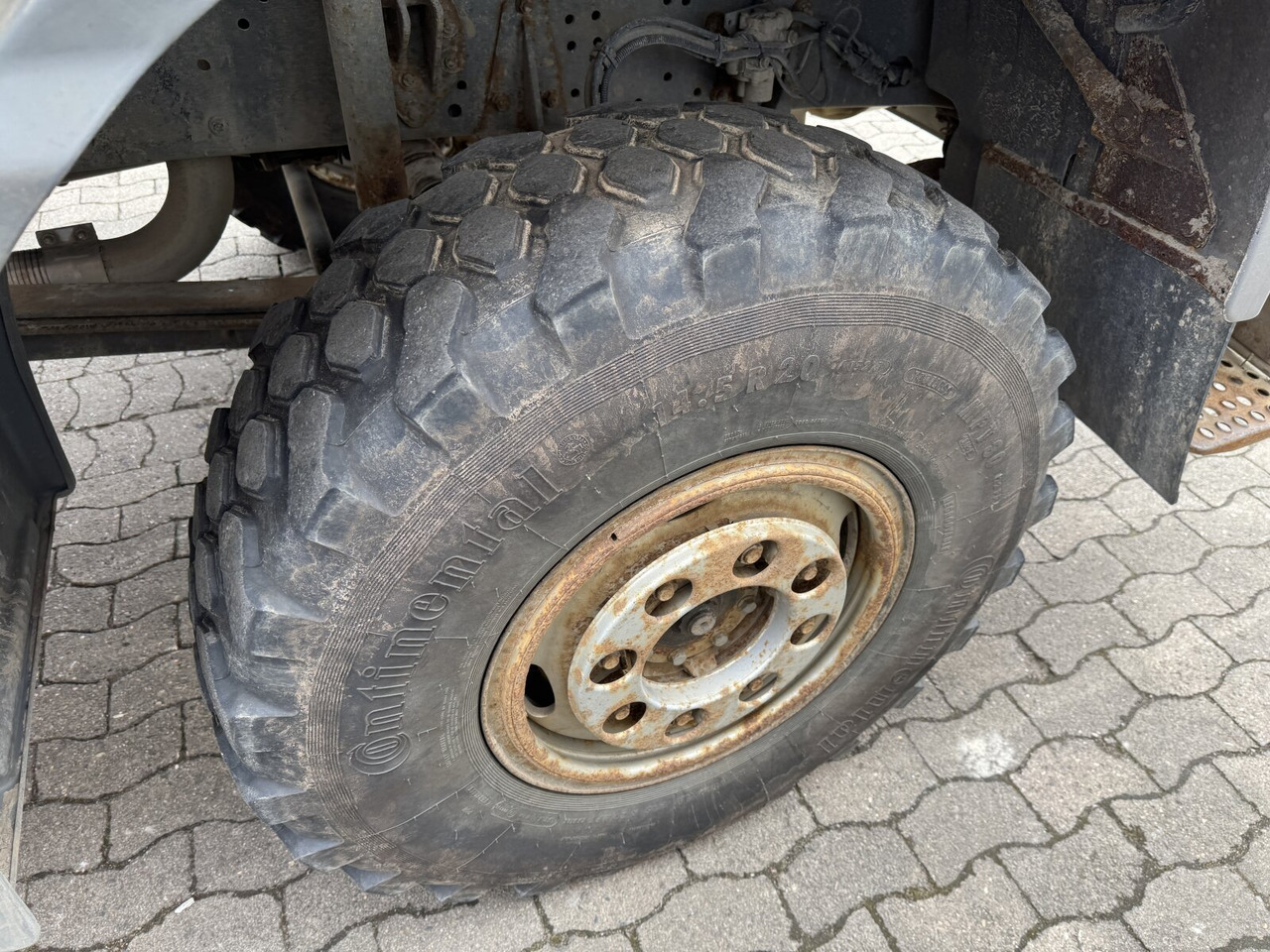 Kamion-šasija, Kamion s kranom Mercedes-Benz Atego 1023 A 4x4 mit Unfallschaden! Atego 1023 A 4x4, Einzelbereifung, Heckkran Palfinger PK4501-B, Funk, UNFALLSCHADEN!: slika Kamion-šasija, Kamion s kranom Mercedes-Benz Atego 1023 A 4x4 mit Unfallschaden! Atego 1023 A 4x4, Einzelbereifung, Heckkran Palfinger PK4501-B, Funk, UNFALLSCHADEN!