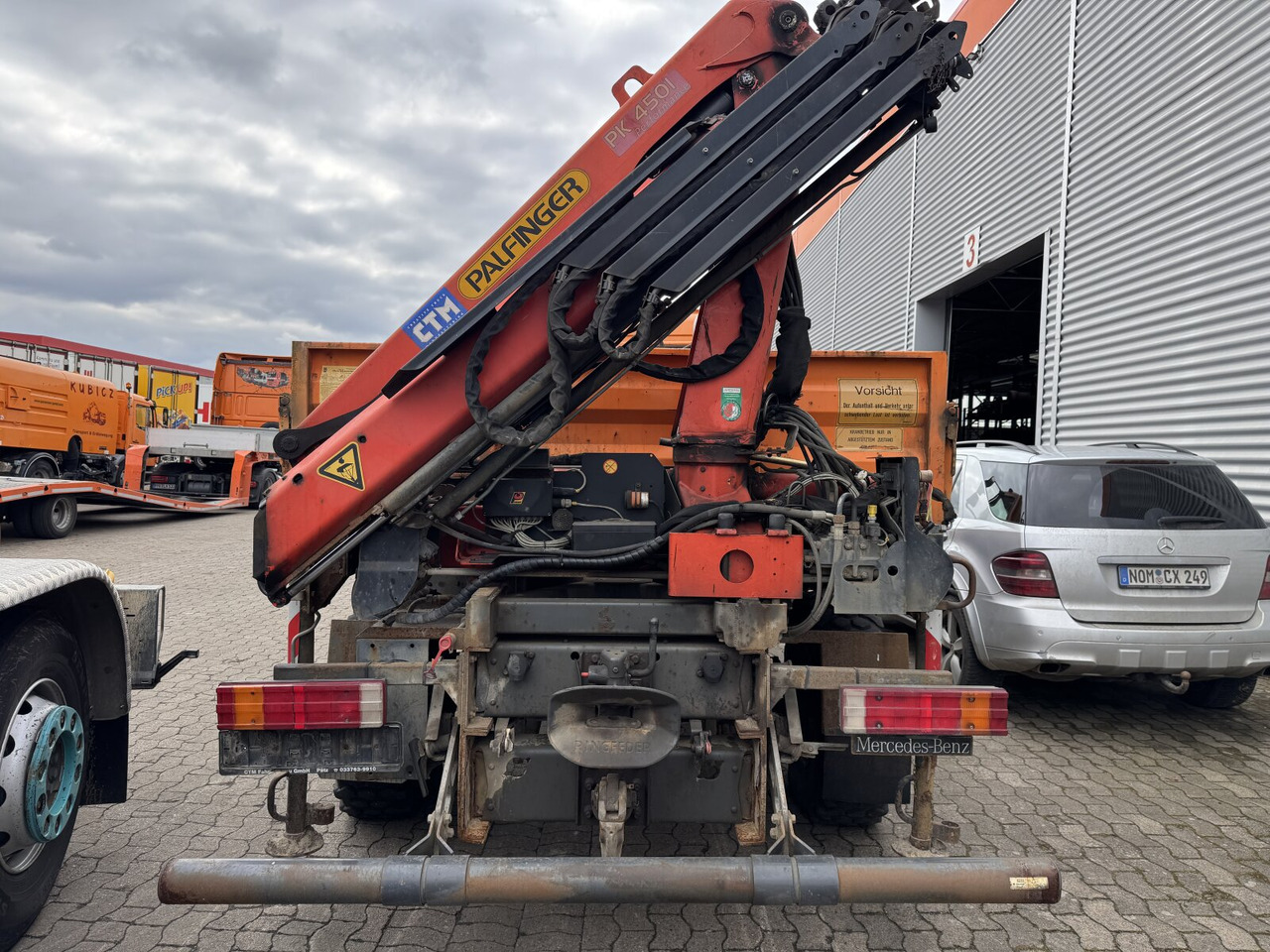 Kamion-šasija, Kamion s kranom Mercedes-Benz Atego 1023 A 4x4 mit Unfallschaden! Atego 1023 A 4x4, Einzelbereifung, Heckkran Palfinger PK4501-B, Funk, UNFALLSCHADEN!: slika Kamion-šasija, Kamion s kranom Mercedes-Benz Atego 1023 A 4x4 mit Unfallschaden! Atego 1023 A 4x4, Einzelbereifung, Heckkran Palfinger PK4501-B, Funk, UNFALLSCHADEN!