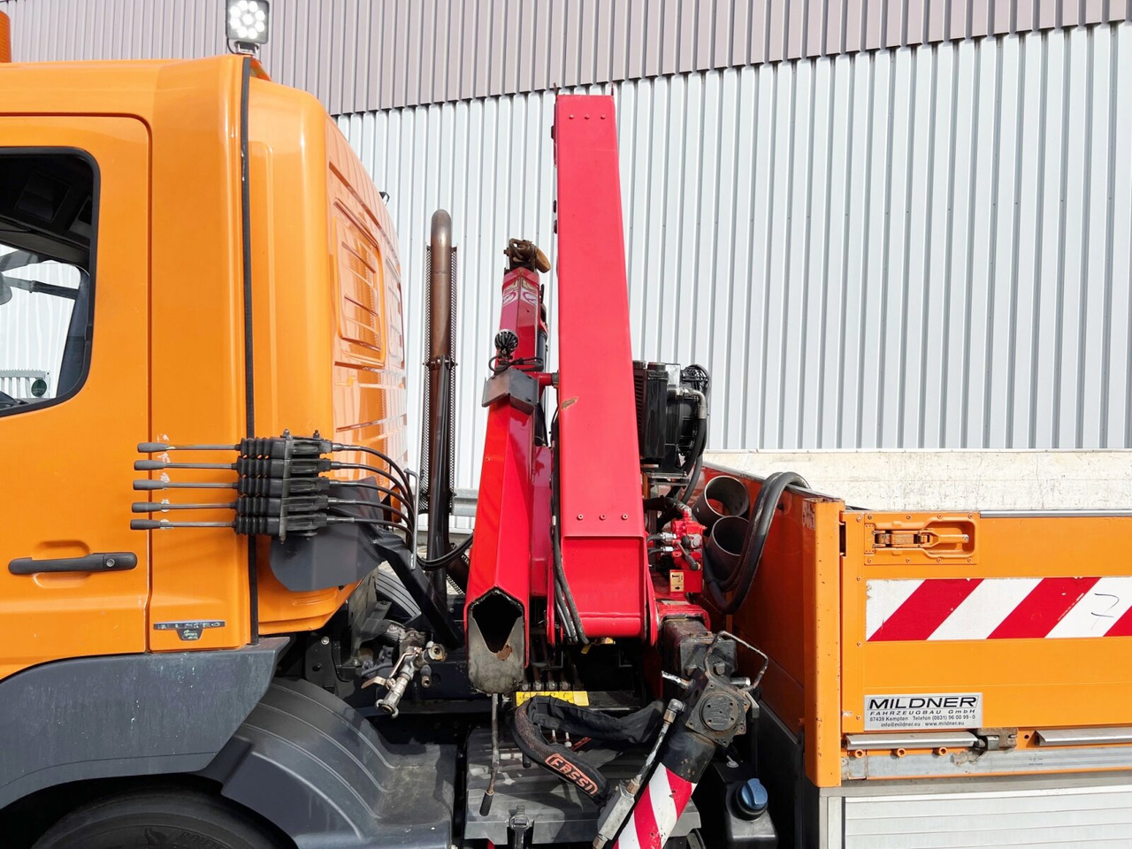 Mercedes-Benz Atego 1023 L 4x2 Atego 1023 L 4x2 mit Kran Fassi F85B.0.21 - Kamion s kranom, Kamion s otvorenim sandukom: slika Mercedes-Benz Atego 1023 L 4x2 Atego 1023 L 4x2 mit Kran Fassi F85B.0.21 - Kamion s kranom, Kamion s otvorenim sandukom Mercedes-Benz Atego 1023 L 4x2 Atego 1023 L 4x2 mit Kran Fassi F85B.0.21 - Kamion s kranom, Kamion s otvorenim sandukom: slika Mercedes-Benz Atego 1023 L 4x2 Atego 1023 L 4x2 mit Kran Fassi F85B.0.21 - Kamion s kranom, Kamion s otvorenim sandukom