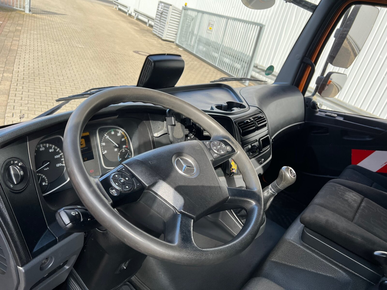Mercedes-Benz Atego 1023 L 4x2 Atego 1023 L 4x2 mit Kran Fassi F85B.0.21 - Kamion s kranom, Kamion s otvorenim sandukom: slika Mercedes-Benz Atego 1023 L 4x2 Atego 1023 L 4x2 mit Kran Fassi F85B.0.21 - Kamion s kranom, Kamion s otvorenim sandukom Mercedes-Benz Atego 1023 L 4x2 Atego 1023 L 4x2 mit Kran Fassi F85B.0.21 - Kamion s kranom, Kamion s otvorenim sandukom: slika Mercedes-Benz Atego 1023 L 4x2 Atego 1023 L 4x2 mit Kran Fassi F85B.0.21 - Kamion s kranom, Kamion s otvorenim sandukom