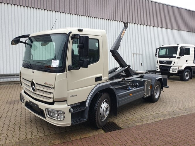 Mercedes-Benz Atego 1224 K 4x2 Atego 1224 K 4x2 - Kamion s kukastom dizalicom: slika Mercedes-Benz Atego 1224 K 4x2 Atego 1224 K 4x2 - Kamion s kukastom dizalicom Mercedes-Benz Atego 1224 K 4x2 Atego 1224 K 4x2 - Kamion s kukastom dizalicom: slika Mercedes-Benz Atego 1224 K 4x2 Atego 1224 K 4x2 - Kamion s kukastom dizalicom