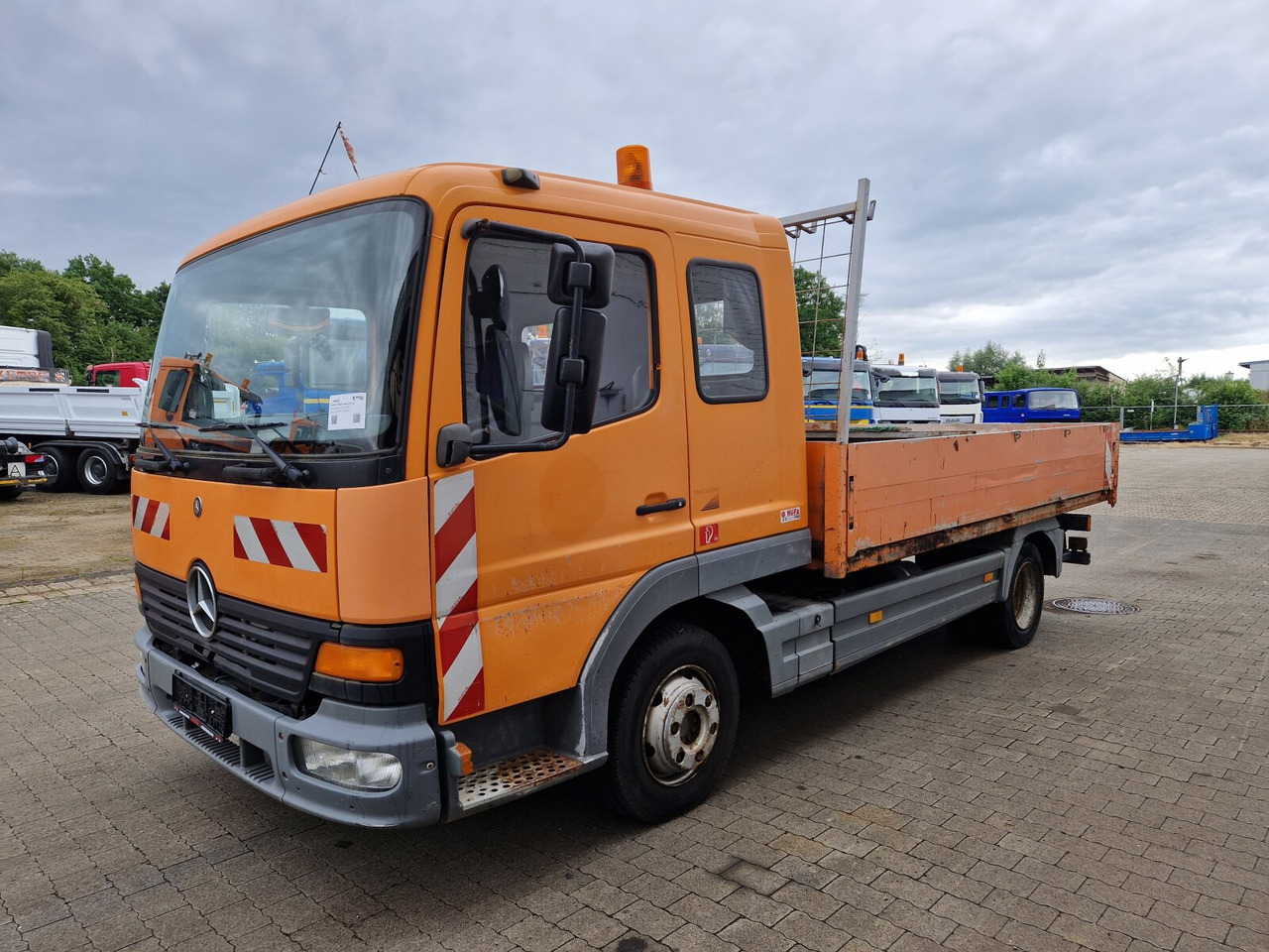 Mercedes-Benz Atego 815 4x2 Atego 815 4x2, 2x AHK - Kamion s otvorenim sandukom: slika Mercedes-Benz Atego 815 4x2 Atego 815 4x2, 2x AHK - Kamion s otvorenim sandukom Mercedes-Benz Atego 815 4x2 Atego 815 4x2, 2x AHK - Kamion s otvorenim sandukom: slika Mercedes-Benz Atego 815 4x2 Atego 815 4x2, 2x AHK - Kamion s otvorenim sandukom