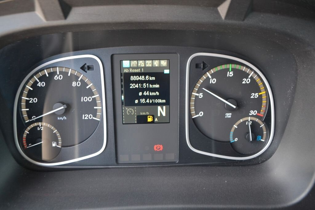Mercedes-Benz Atego 816 4x2 Atego 816 4x2, City-Abroller - Kamion s kukastom dizalicom: slika Mercedes-Benz Atego 816 4x2 Atego 816 4x2, City-Abroller - Kamion s kukastom dizalicom Mercedes-Benz Atego 816 4x2 Atego 816 4x2, City-Abroller - Kamion s kukastom dizalicom: slika Mercedes-Benz Atego 816 4x2 Atego 816 4x2, City-Abroller - Kamion s kukastom dizalicom