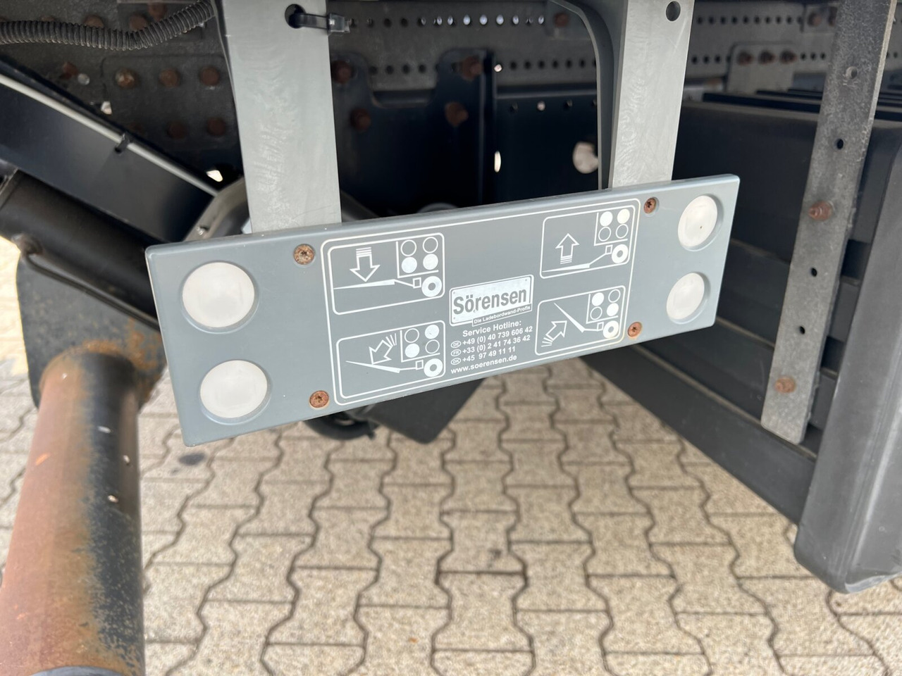 Mercedes-Benz Atego 818/23 L 4x2 Atego 818/23 L 4x2 mit Sörensen LBW - Kamion s ceradom: slika Mercedes-Benz Atego 818/23 L 4x2 Atego 818/23 L 4x2 mit Sörensen LBW - Kamion s ceradom Mercedes-Benz Atego 818/23 L 4x2 Atego 818/23 L 4x2 mit Sörensen LBW - Kamion s ceradom: slika Mercedes-Benz Atego 818/23 L 4x2 Atego 818/23 L 4x2 mit Sörensen LBW - Kamion s ceradom