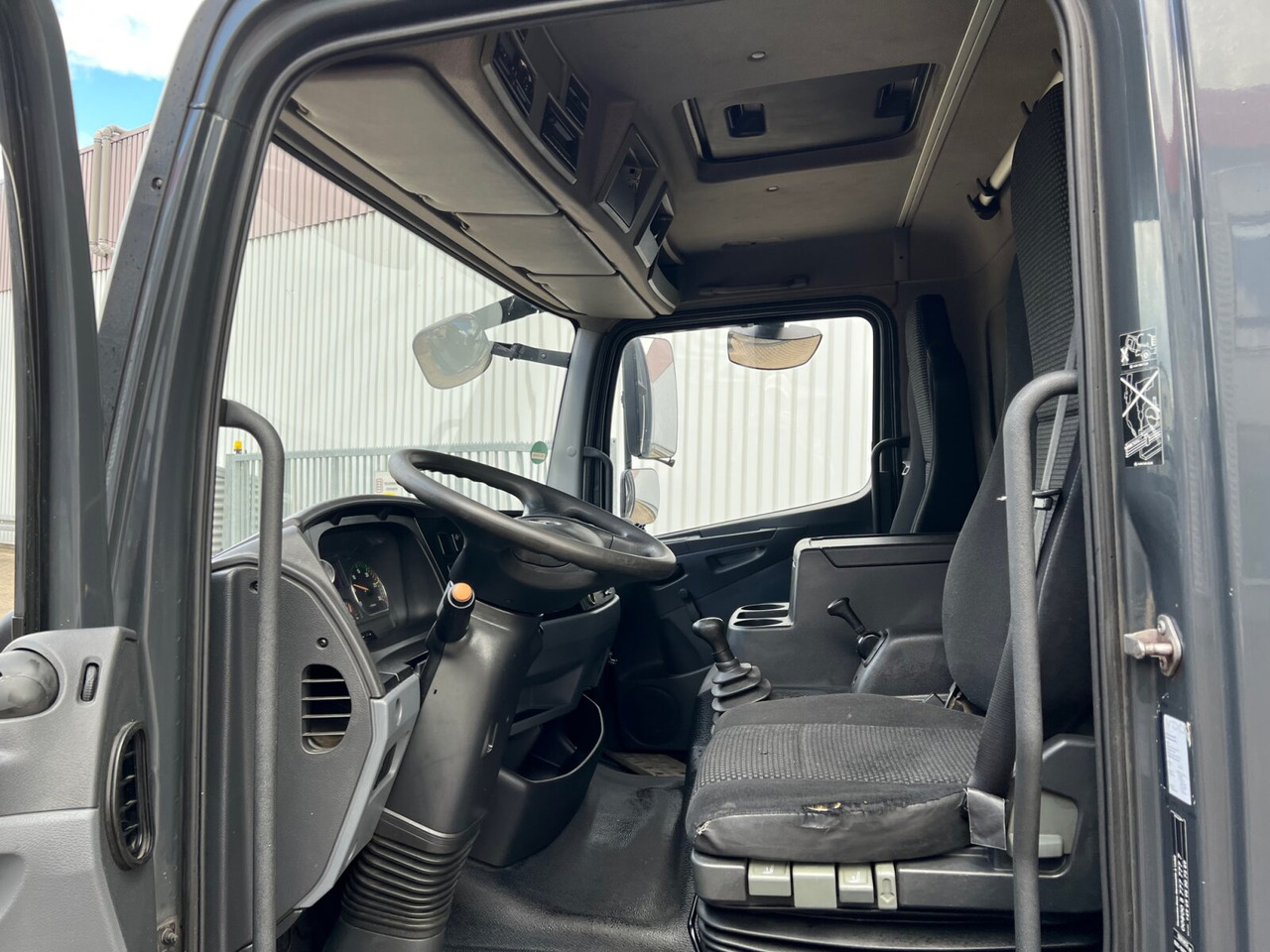 Mercedes-Benz Atego 818 L 4x2 Atego 818 L 4x2 mit MBB LBW, 4x Vorhanden! - Kamion sandučar: slika Mercedes-Benz Atego 818 L 4x2 Atego 818 L 4x2 mit MBB LBW, 4x Vorhanden! - Kamion sandučar Mercedes-Benz Atego 818 L 4x2 Atego 818 L 4x2 mit MBB LBW, 4x Vorhanden! - Kamion sandučar: slika Mercedes-Benz Atego 818 L 4x2 Atego 818 L 4x2 mit MBB LBW, 4x Vorhanden! - Kamion sandučar