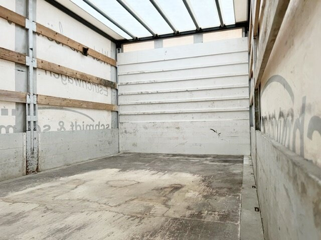 Kamion s ceradom Mercedes-Benz Atego 822 4x2 Atego 822 4x2, Doka mit Kombisitzbank: slika Kamion s ceradom Mercedes-Benz Atego 822 4x2 Atego 822 4x2, Doka mit Kombisitzbank