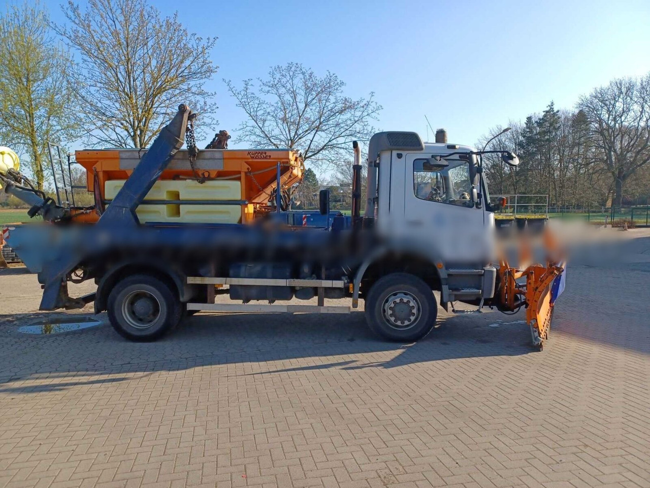 Mercedes-Benz Axor 1824 4x4 Axor 1824 4x4, Tele-Absetzer, Winterdienstausstattung - Utovarivač s proklizavajućim upravljanjem: slika Mercedes-Benz Axor 1824 4x4 Axor 1824 4x4, Tele-Absetzer, Winterdienstausstattung - Utovarivač s proklizavajućim upravljanjem Mercedes-Benz Axor 1824 4x4 Axor 1824 4x4, Tele-Absetzer, Winterdienstausstattung - Utovarivač s proklizavajućim upravljanjem: slika Mercedes-Benz Axor 1824 4x4 Axor 1824 4x4, Tele-Absetzer, Winterdienstausstattung - Utovarivač s proklizavajućim upravljanjem