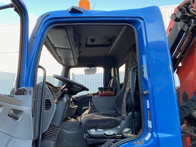 Mercedes-Benz Axor 1828 L 4x2 Axor 1828 L 4x2 mit Kran Palfinger PK 9501, Funk - Kamion s kranom, Kamion s otvorenim sandukom: slika Mercedes-Benz Axor 1828 L 4x2 Axor 1828 L 4x2 mit Kran Palfinger PK 9501, Funk - Kamion s kranom, Kamion s otvorenim sandukom Mercedes-Benz Axor 1828 L 4x2 Axor 1828 L 4x2 mit Kran Palfinger PK 9501, Funk - Kamion s kranom, Kamion s otvorenim sandukom: slika Mercedes-Benz Axor 1828 L 4x2 Axor 1828 L 4x2 mit Kran Palfinger PK 9501, Funk - Kamion s kranom, Kamion s otvorenim sandukom