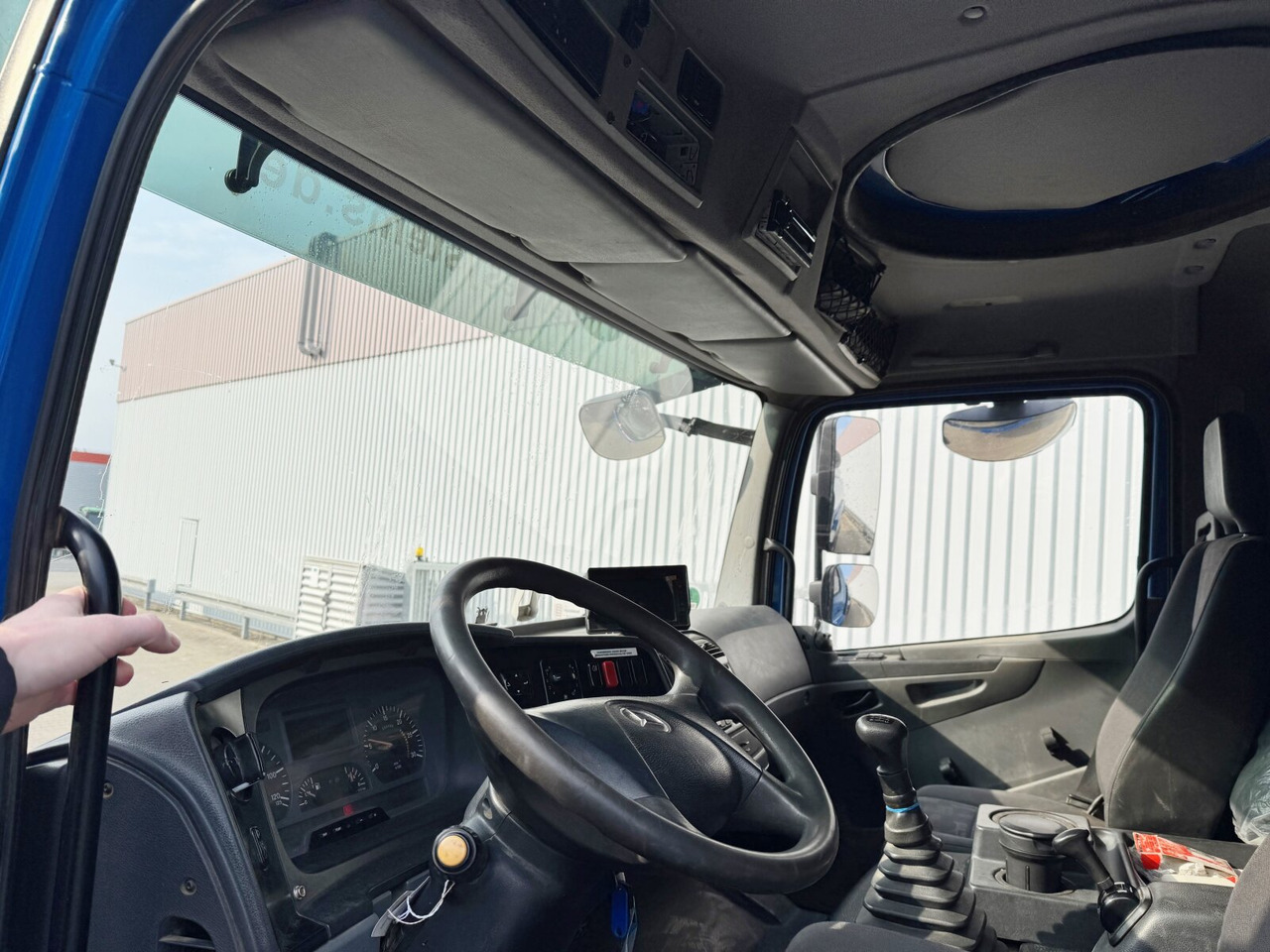 Mercedes-Benz Axor 1829 A 4x4 Axor 1829 A 4x4, Willig Tank ca. 8500l, 2 Kammern - Kamion cisterna: slika Mercedes-Benz Axor 1829 A 4x4 Axor 1829 A 4x4, Willig Tank ca. 8500l, 2 Kammern - Kamion cisterna Mercedes-Benz Axor 1829 A 4x4 Axor 1829 A 4x4, Willig Tank ca. 8500l, 2 Kammern - Kamion cisterna: slika Mercedes-Benz Axor 1829 A 4x4 Axor 1829 A 4x4, Willig Tank ca. 8500l, 2 Kammern - Kamion cisterna