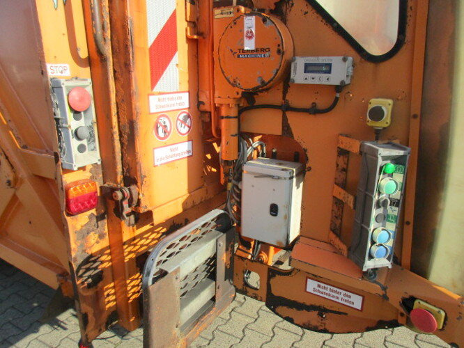 Kamion za odvoz smeća za prijevoz smeća Mercedes-Benz Econic 2628L/NLA6x2/4 Econic 2628L 6x2-4 Schörling 3R11 22.5, Terberg Schüttung: slika Kamion za odvoz smeća za prijevoz smeća Mercedes-Benz Econic 2628L/NLA6x2/4 Econic 2628L 6x2-4 Schörling 3R11 22.5, Terberg Schüttung