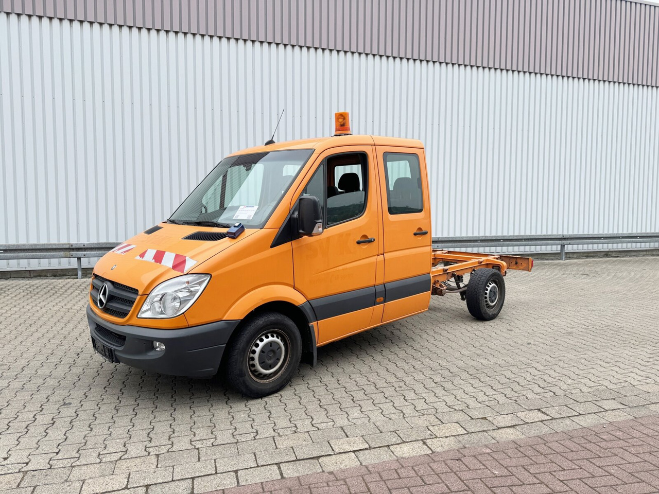 Mercedes-Benz Sprinter 313 CDI 4x2 Doka Sprinter 313 CDI 4x2 Doka, EEV - Kamion-šasija: slika Mercedes-Benz Sprinter 313 CDI 4x2 Doka Sprinter 313 CDI 4x2 Doka, EEV - Kamion-šasija Mercedes-Benz Sprinter 313 CDI 4x2 Doka Sprinter 313 CDI 4x2 Doka, EEV - Kamion-šasija: slika Mercedes-Benz Sprinter 313 CDI 4x2 Doka Sprinter 313 CDI 4x2 Doka, EEV - Kamion-šasija