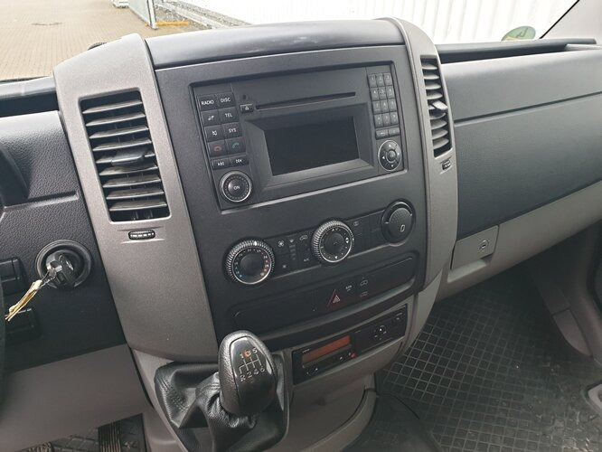 Mercedes-Benz Sprinter 313 KA 4x2 Sprinter 313 KA 4x2 - Furgon: slika Mercedes-Benz Sprinter 313 KA 4x2 Sprinter 313 KA 4x2 - Furgon Mercedes-Benz Sprinter 313 KA 4x2 Sprinter 313 KA 4x2 - Furgon: slika Mercedes-Benz Sprinter 313 KA 4x2 Sprinter 313 KA 4x2 - Furgon