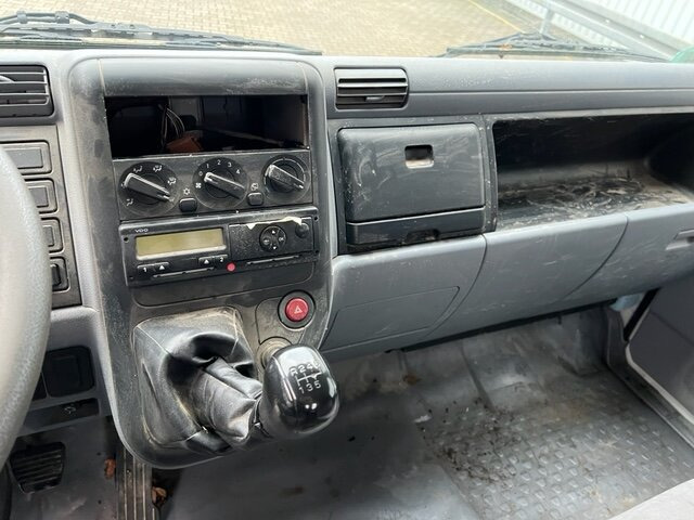 Mitsubishi Canter Fuso 7C15D 4x2 Canter Fuso 7C15D 4x2 - Kiper: slika Mitsubishi Canter Fuso 7C15D 4x2 Canter Fuso 7C15D 4x2 - Kiper Mitsubishi Canter Fuso 7C15D 4x2 Canter Fuso 7C15D 4x2 - Kiper: slika Mitsubishi Canter Fuso 7C15D 4x2 Canter Fuso 7C15D 4x2 - Kiper