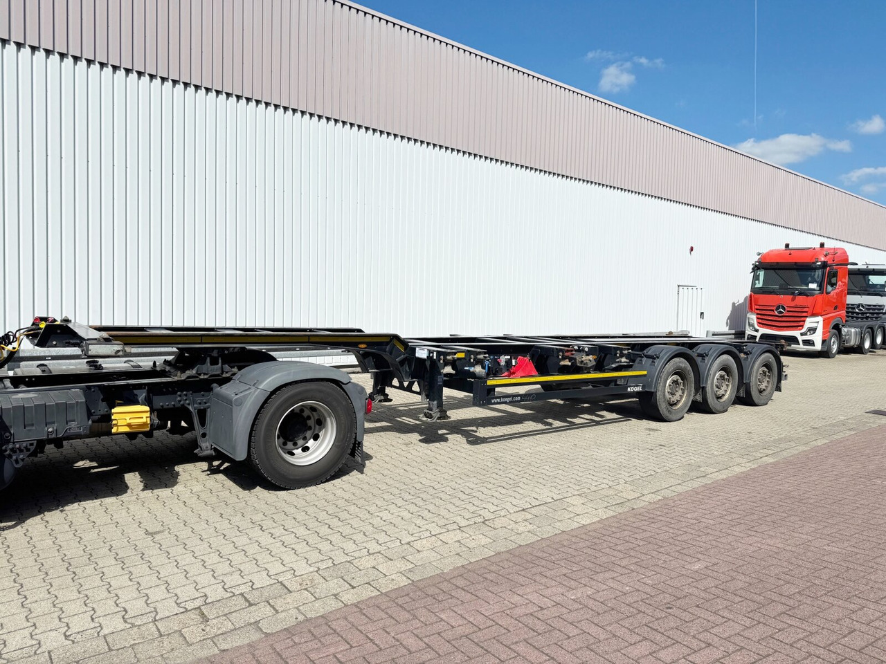 Kögel Port 45 Simplex Container-Chassis Port 45 Simplex, Container-Chassis, 20/2x20/30/40/45 Fuß, ausziehbar - Poluprikolica: slika Kögel Port 45 Simplex Container-Chassis Port 45 Simplex, Container-Chassis, 20/2x20/30/40/45 Fuß, ausziehbar - Poluprikolica Kögel Port 45 Simplex Container-Chassis Port 45 Simplex, Container-Chassis, 20/2x20/30/40/45 Fuß, ausziehbar - Poluprikolica: slika Kögel Port 45 Simplex Container-Chassis Port 45 Simplex, Container-Chassis, 20/2x20/30/40/45 Fuß, ausziehbar - Poluprikolica