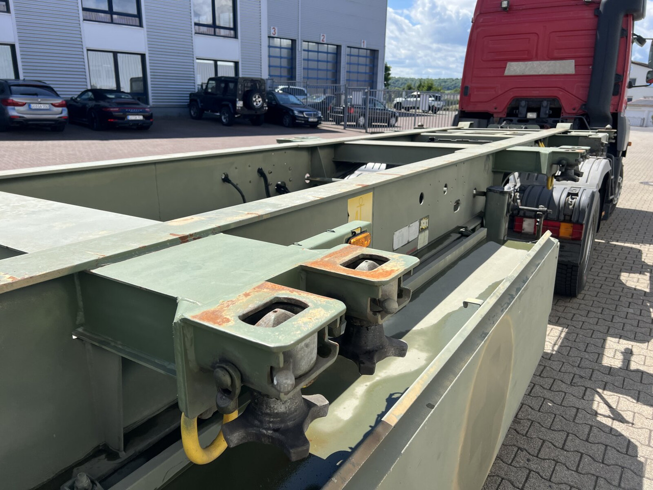 Schmitz Cargobull SCF 24 Containerchassis SCF 24 Containerchassis, 2x20/20/30/40ft, Ex-Bundeswehr! - Poluprikolica: slika Schmitz Cargobull SCF 24 Containerchassis SCF 24 Containerchassis, 2x20/20/30/40ft, Ex-Bundeswehr! - Poluprikolica Schmitz Cargobull SCF 24 Containerchassis SCF 24 Containerchassis, 2x20/20/30/40ft, Ex-Bundeswehr! - Poluprikolica: slika Schmitz Cargobull SCF 24 Containerchassis SCF 24 Containerchassis, 2x20/20/30/40ft, Ex-Bundeswehr! - Poluprikolica